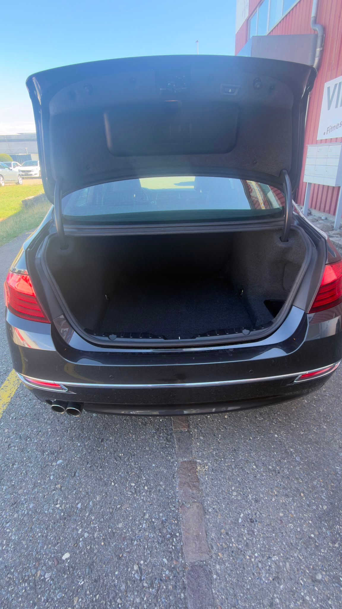 BMW 525d xDrive Luxury Line Steptronic-image-5
