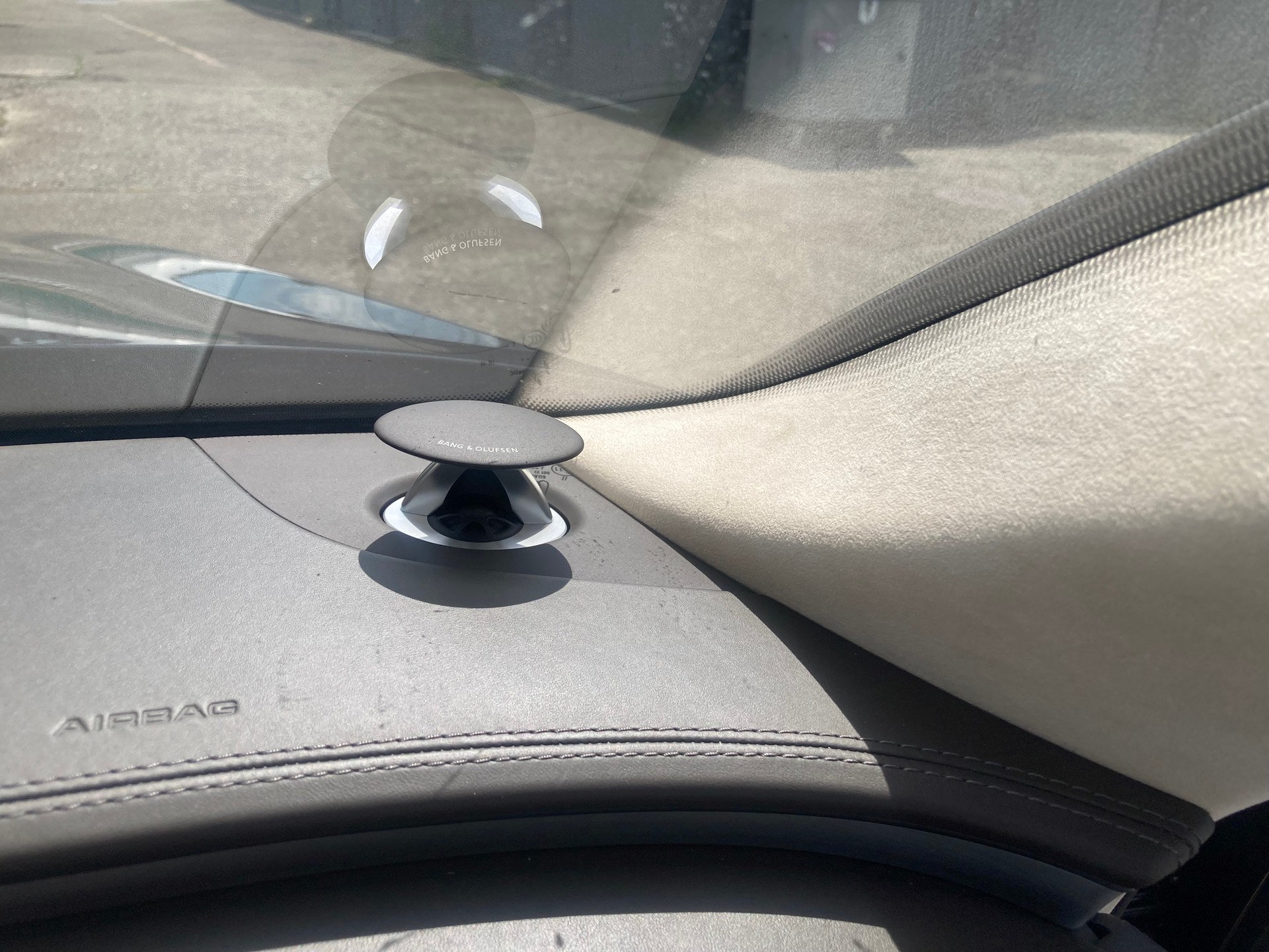 AUDI A8 L 6.3 FSI W12 quattro tiptronic-image-15