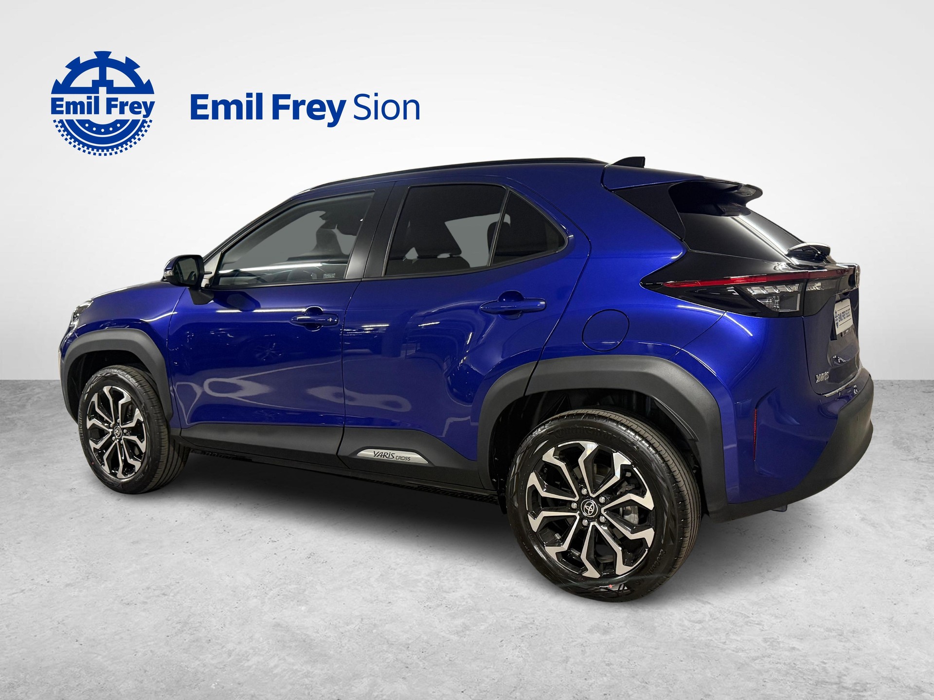 TOYOTA Yaris Cross 1.5 VVT-i HSD Trend AWD-i-image-3