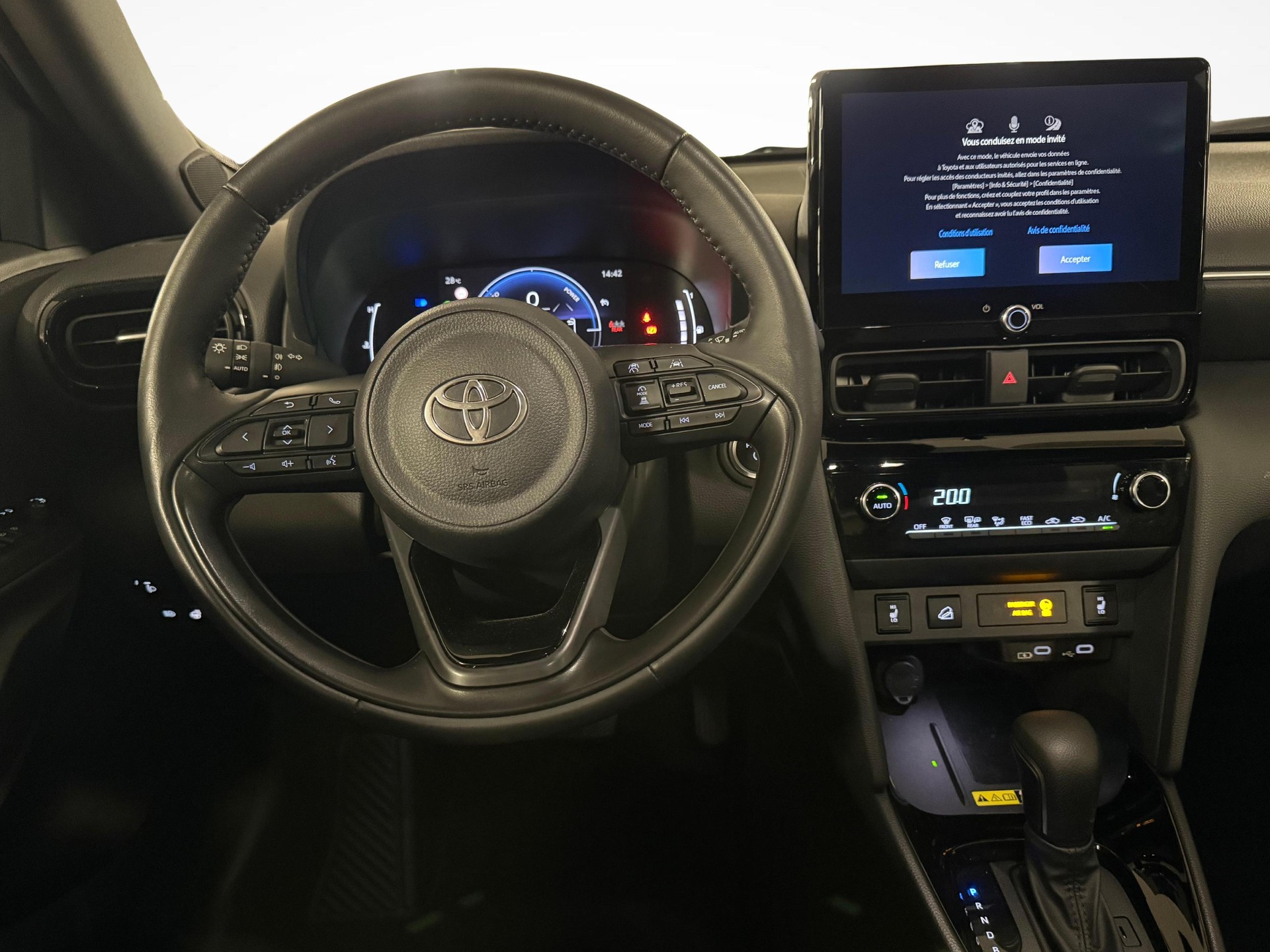 TOYOTA Yaris Cross 1.5 VVT-i HSD Trend AWD-i-image-12
