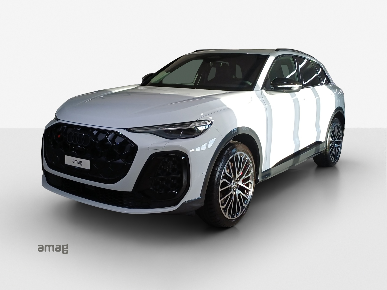 AUDI SQ5 TFSI quattro S-tronic-image-0