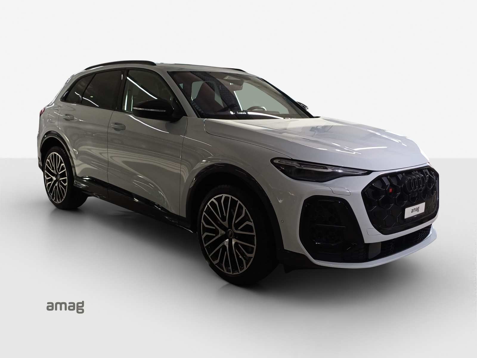 AUDI SQ5 TFSI quattro S-tronic-image-5