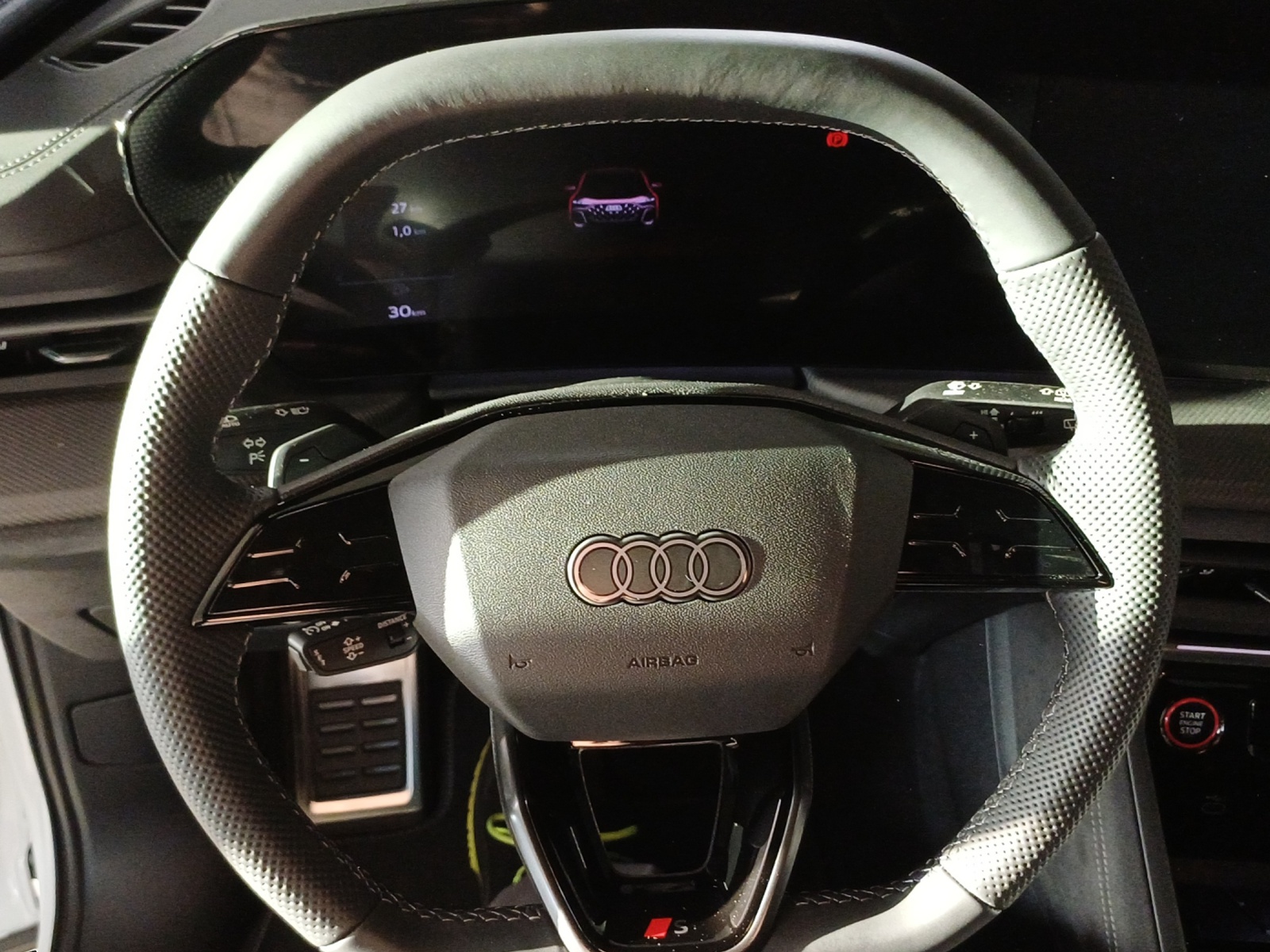 AUDI SQ5 TFSI quattro S-tronic-image-9