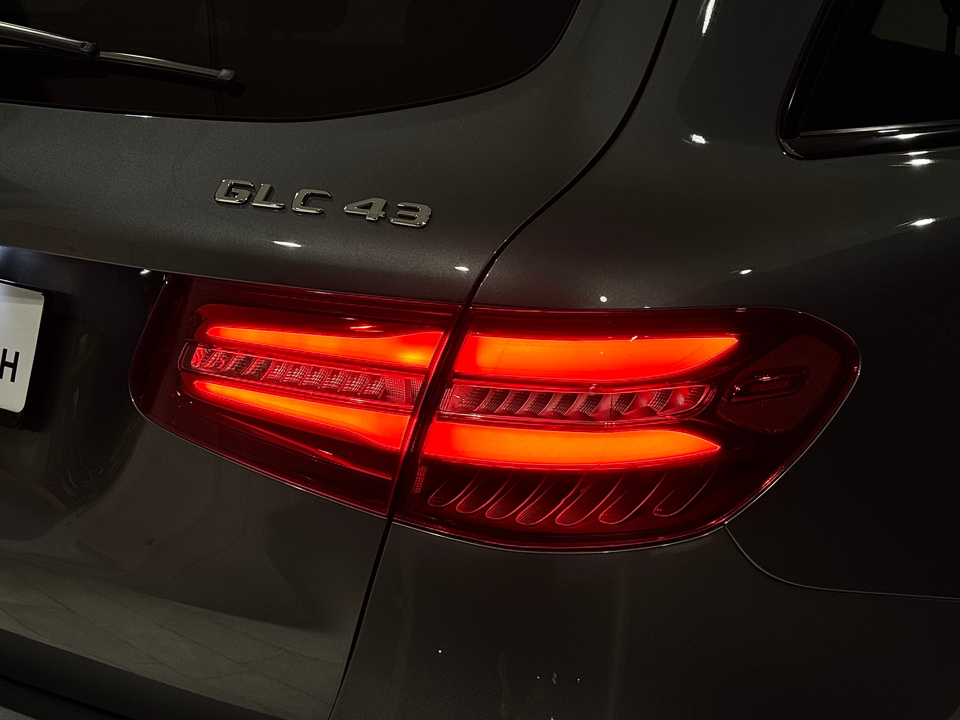 MERCEDES-BENZ GLC 43 AMG 4Matic 9G-Tronic | CH | AHK |-image-22
