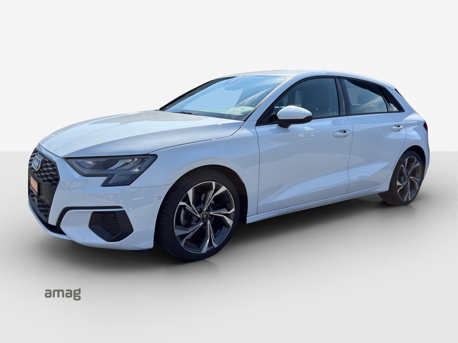 AUDI A3 Sportback 35 TFSI Attraction S-tronic-image-0