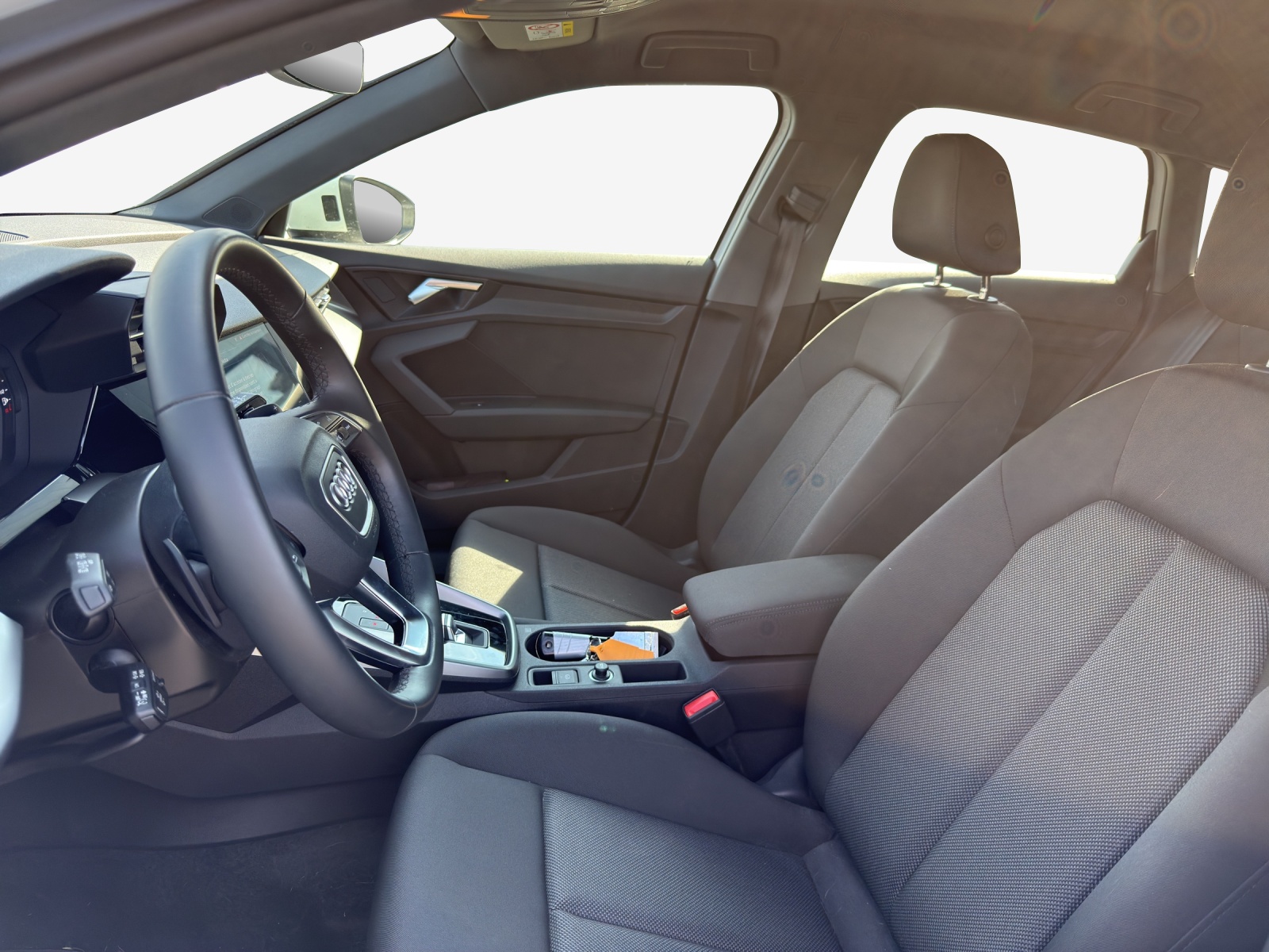 AUDI A3 Sportback 35 TFSI Attraction S-tronic-image-7