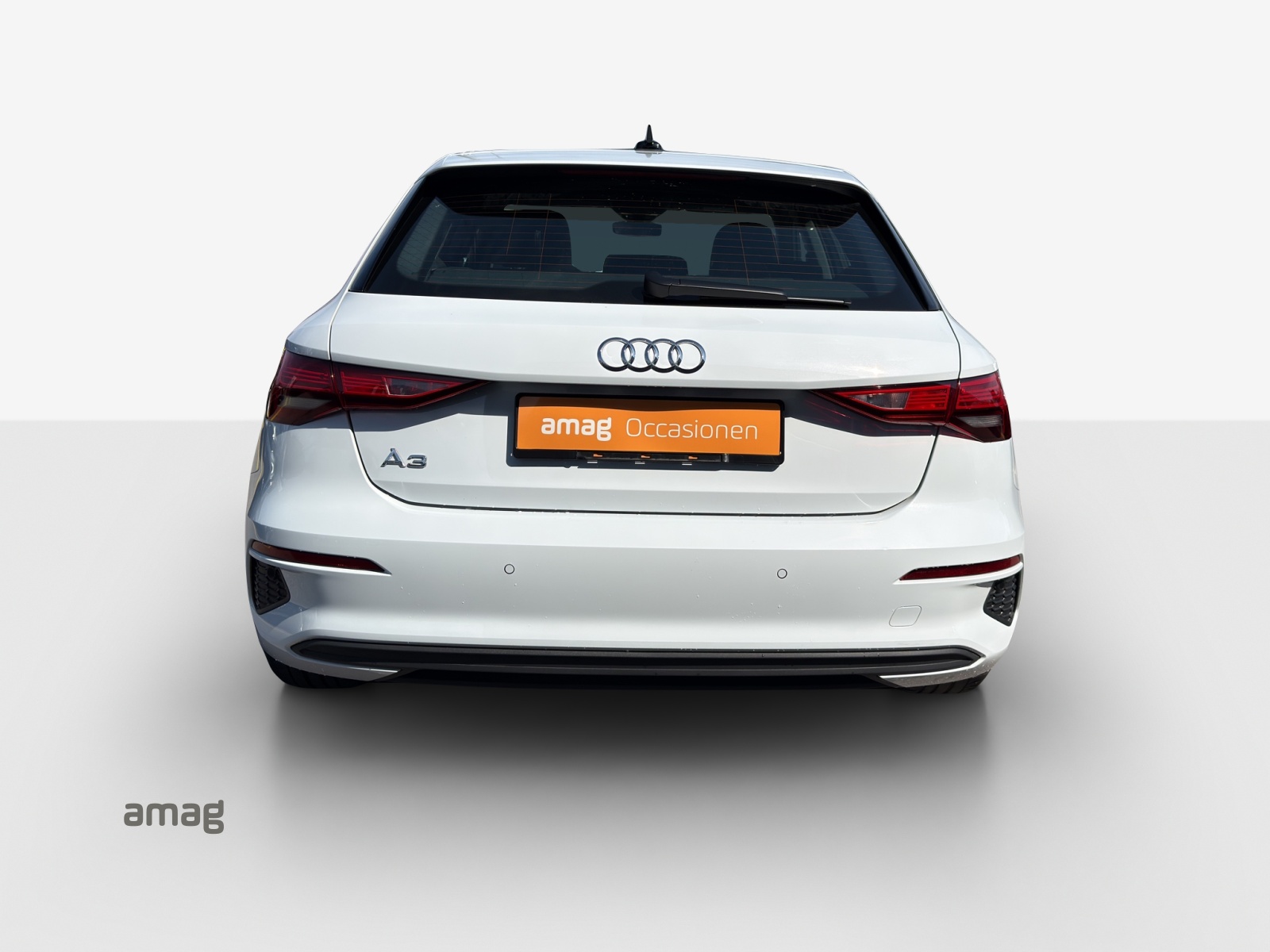 AUDI A3 Sportback 35 TFSI Attraction S-tronic-image-3