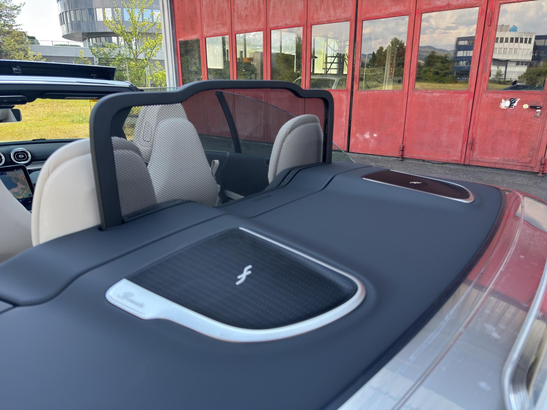 MERCEDES-BENZ CLE 53 AMG 4matic+ Cabriolet-image-19