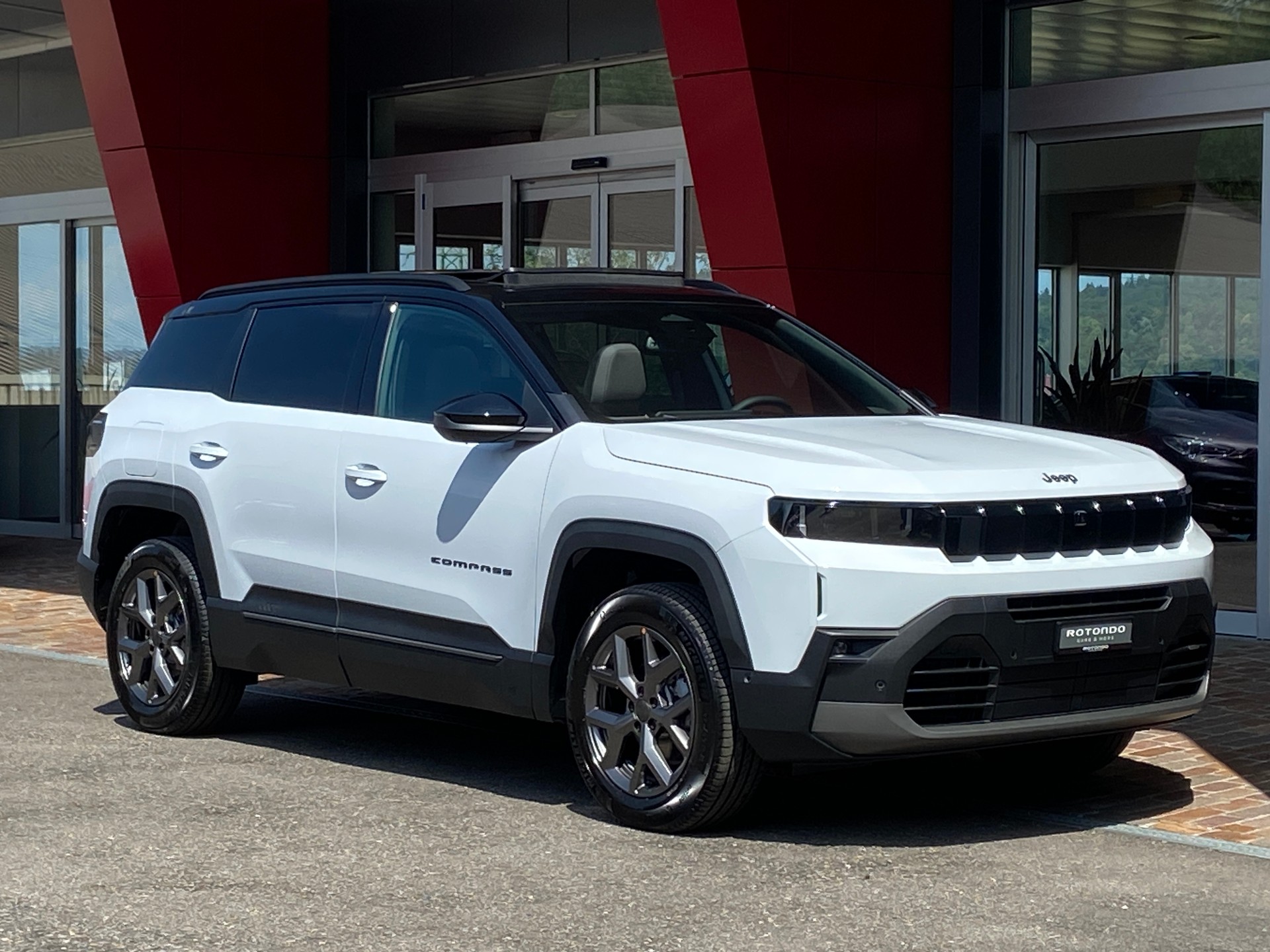 JEEP Compass 1.2 T e-Hybrid Summit Premium Sky-image-17