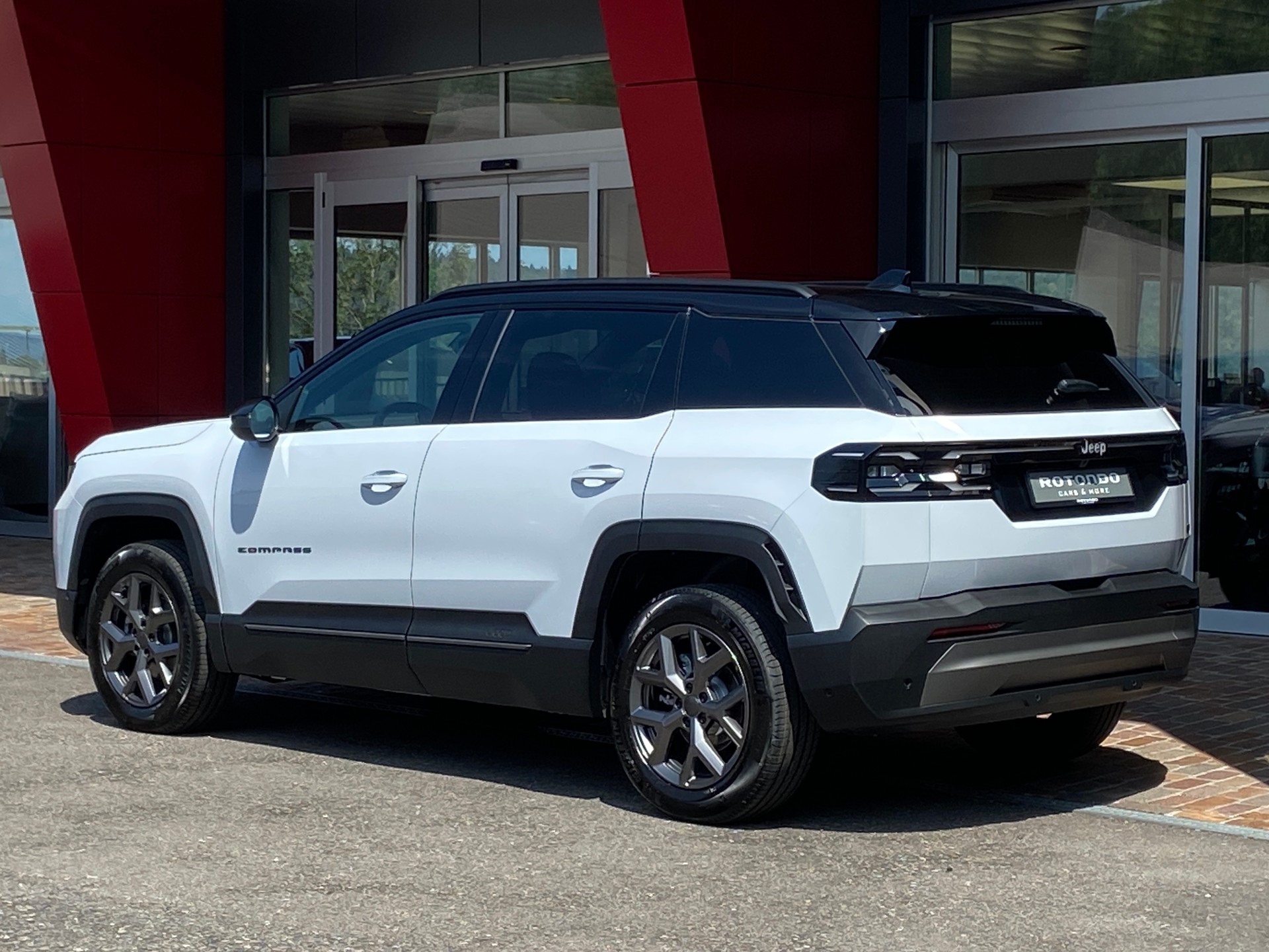 JEEP Compass 1.2 T e-Hybrid Summit Premium Sky-image-20