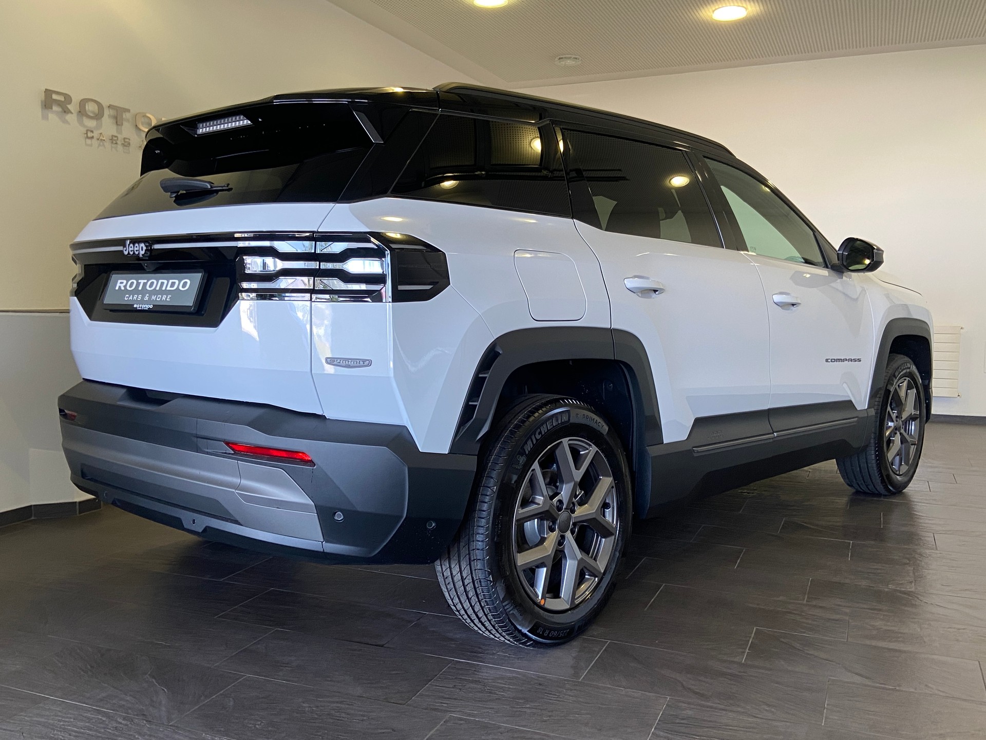 JEEP Compass 1.2 T e-Hybrid Summit Premium Sky-image-1