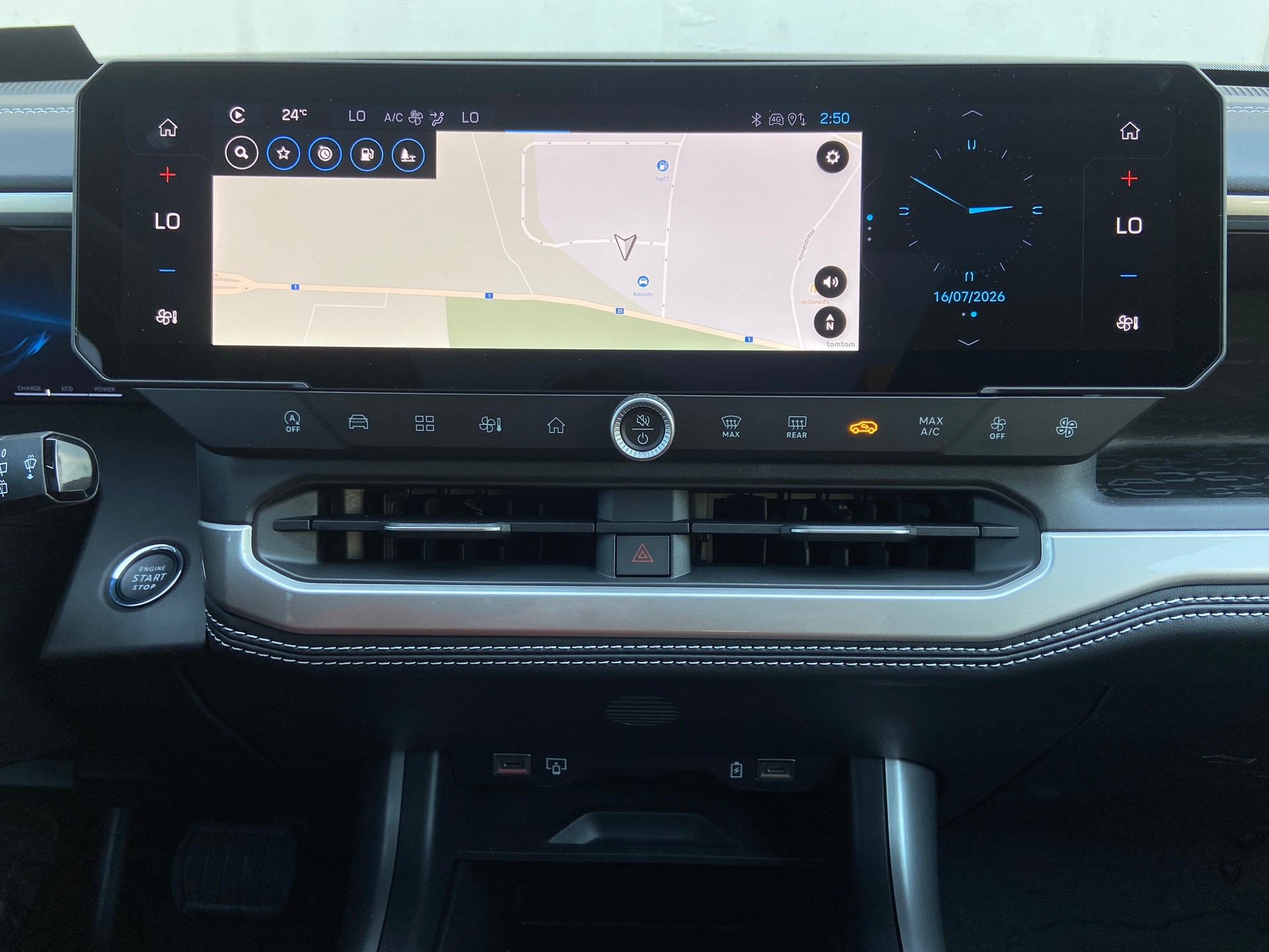 JEEP Compass 1.2 T e-Hybrid Summit Premium Sky-image-14