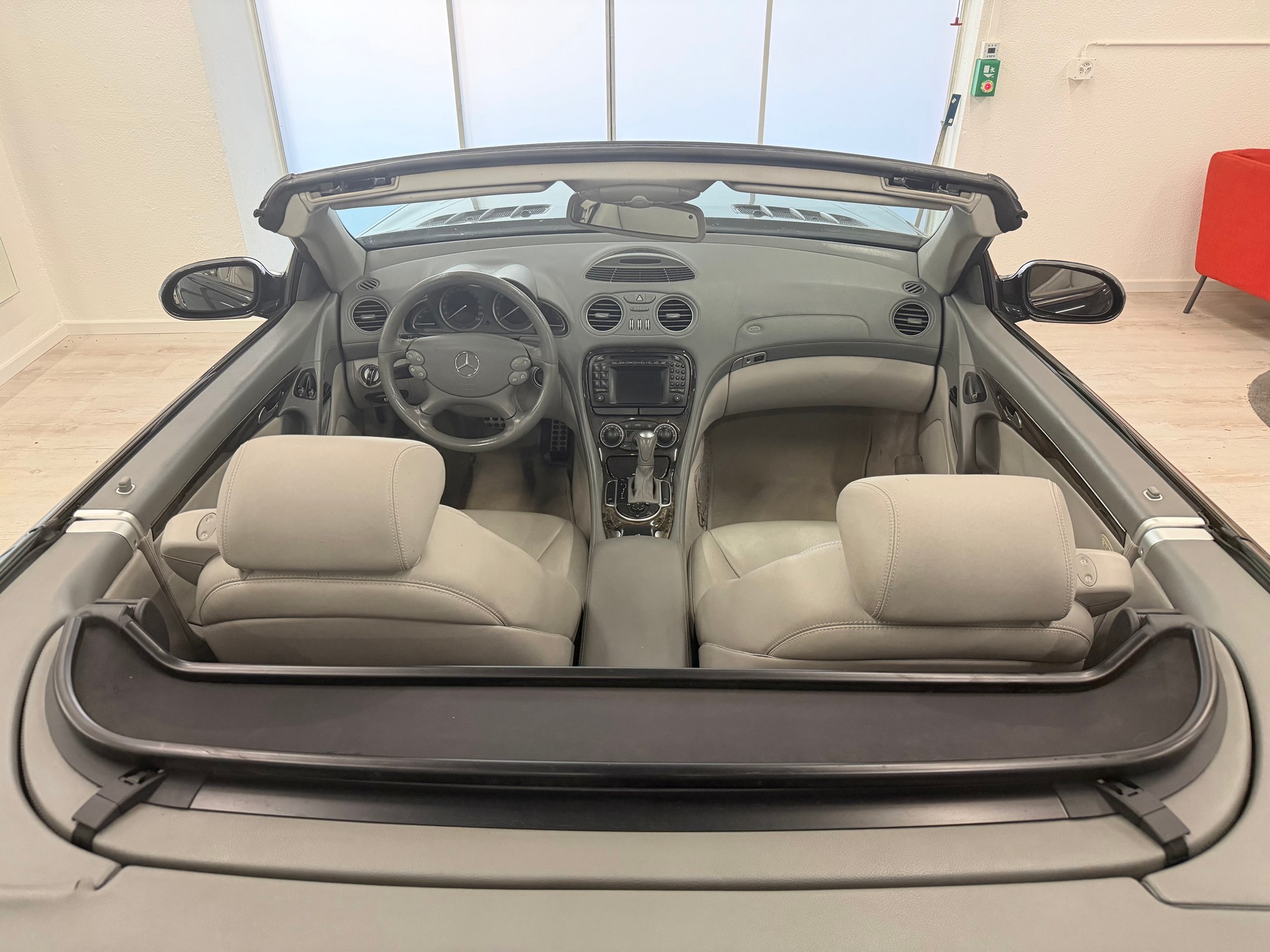 MERCEDES-BENZ SL 350-image-17