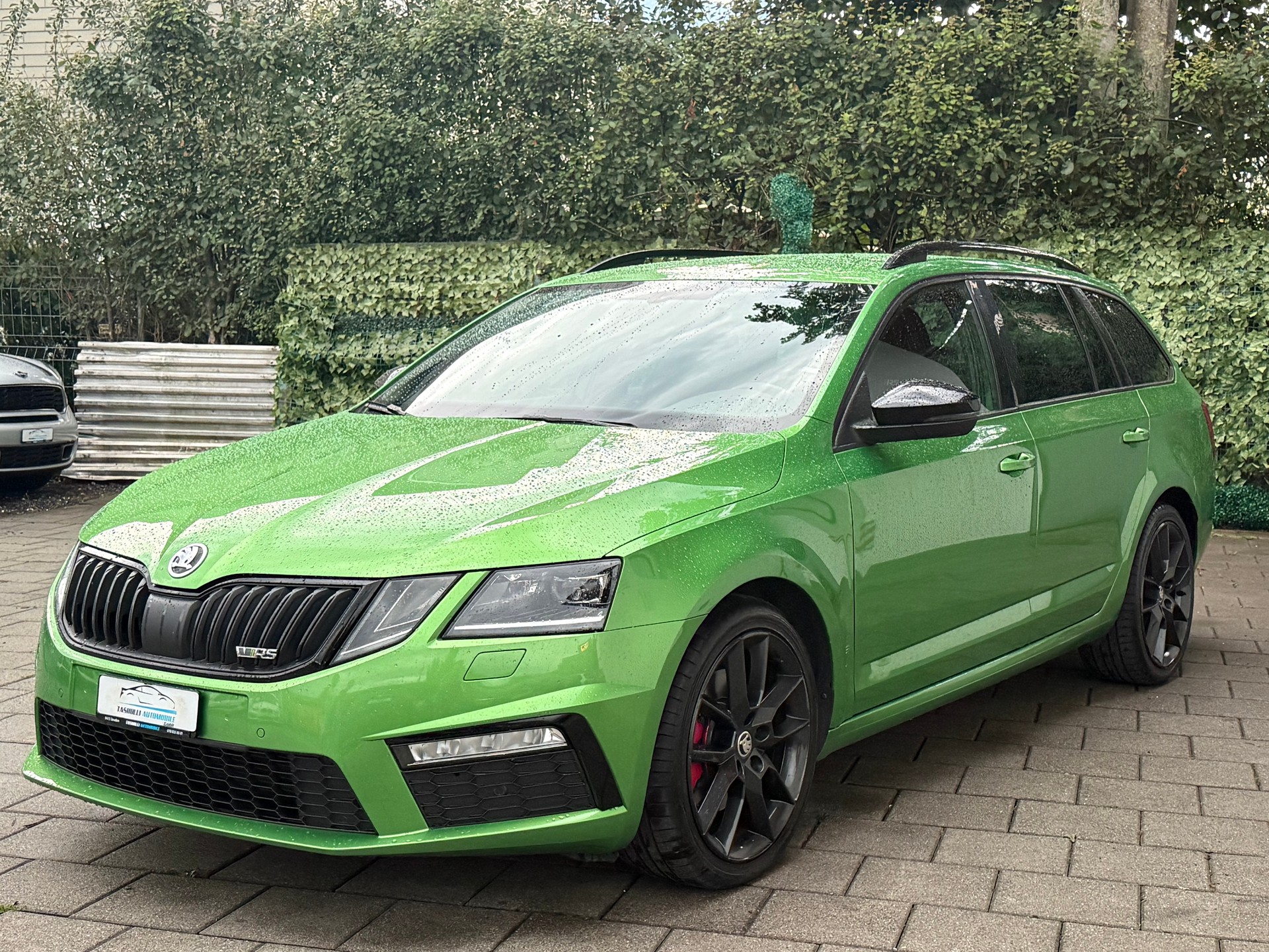 SKODA Octavia Combi 2.0 TDI RS 4x4 DSG-image-2