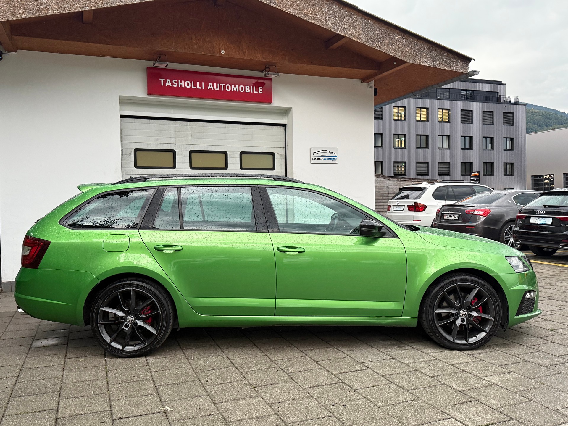 SKODA Octavia Combi 2.0 TDI RS 4x4 DSG-image-7