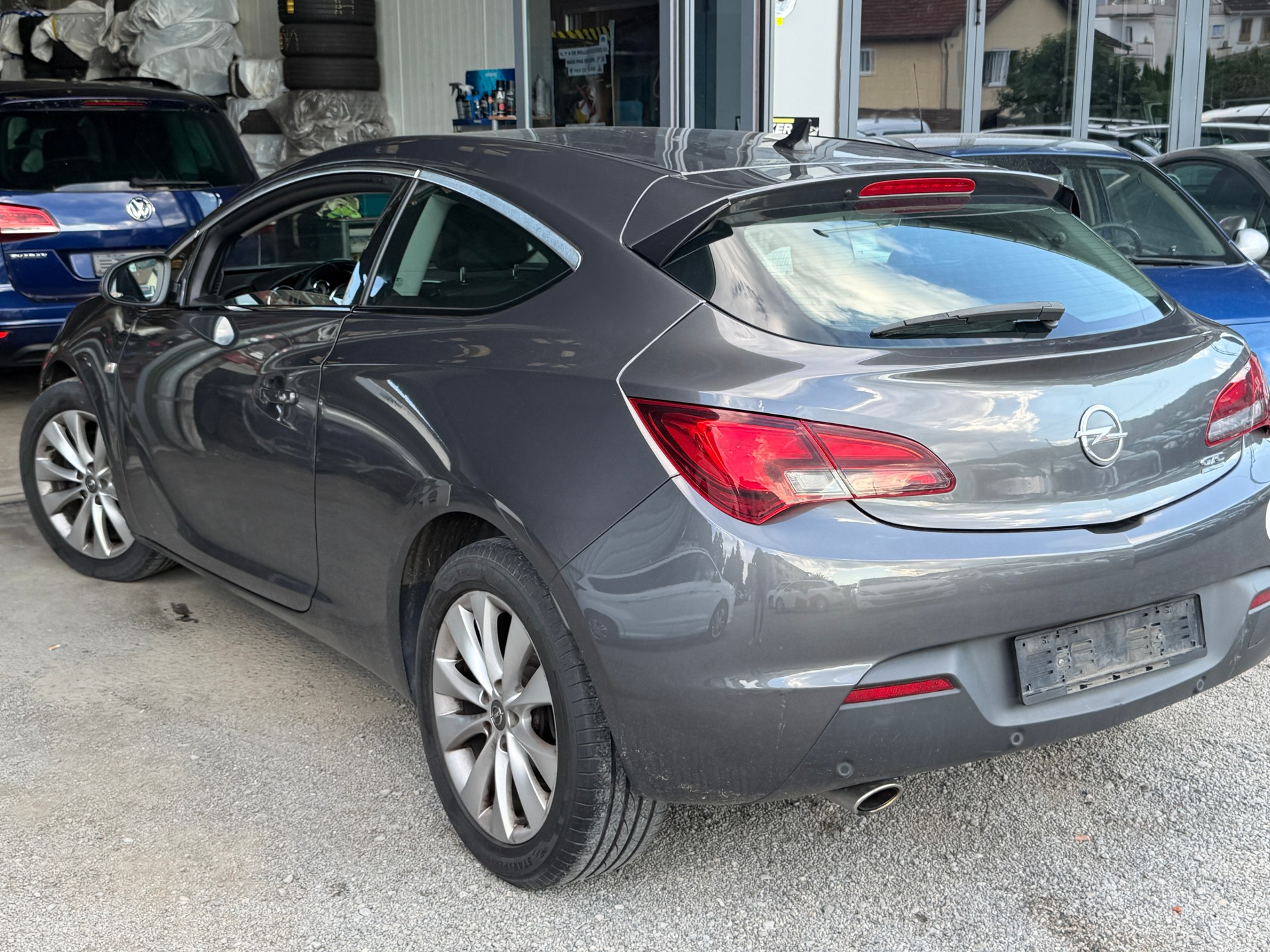 OPEL Astra GTC 1.4i 16V Turbo Sport-image-8