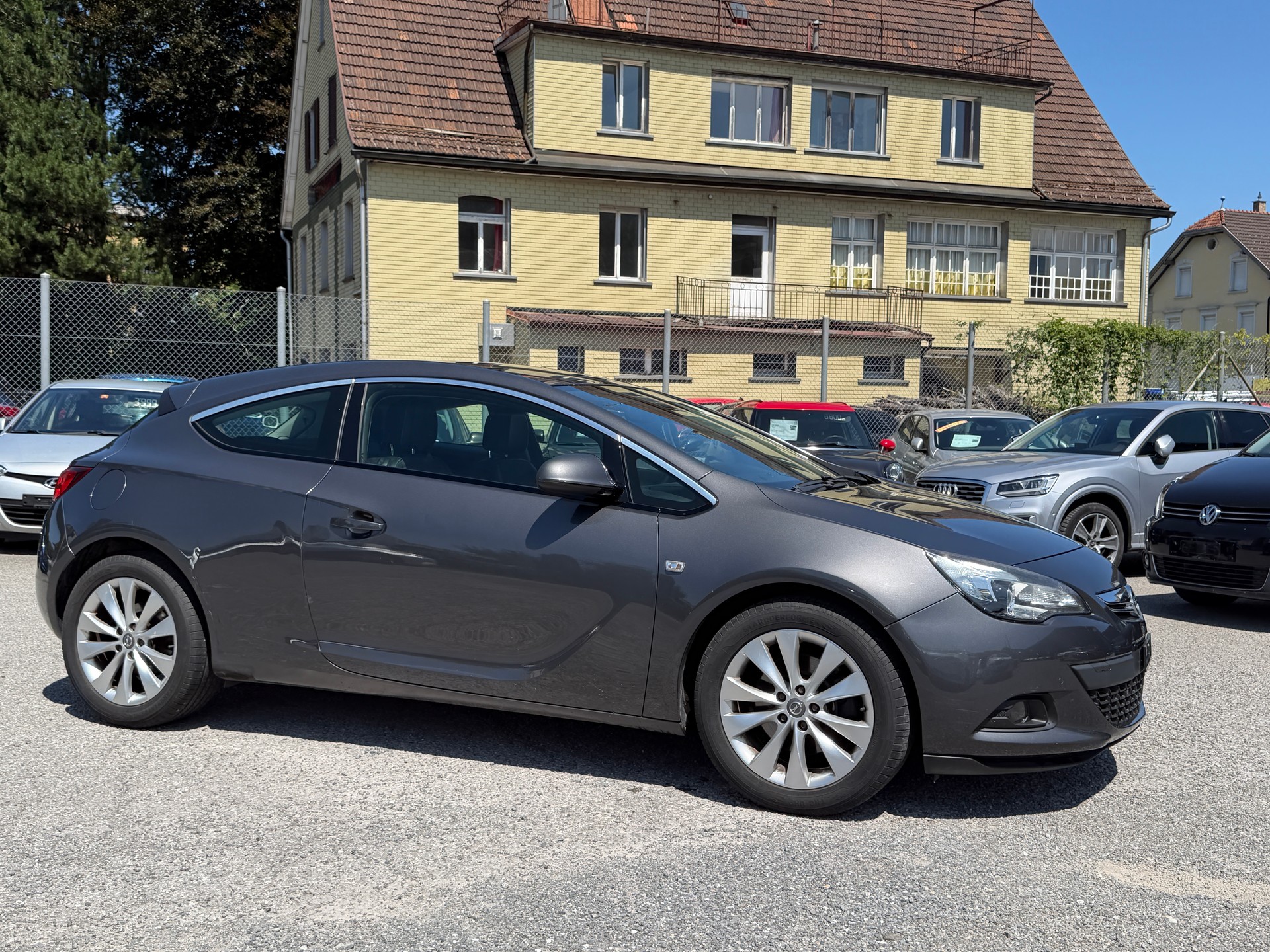 OPEL Astra GTC 1.4i 16V Turbo Sport-image-2
