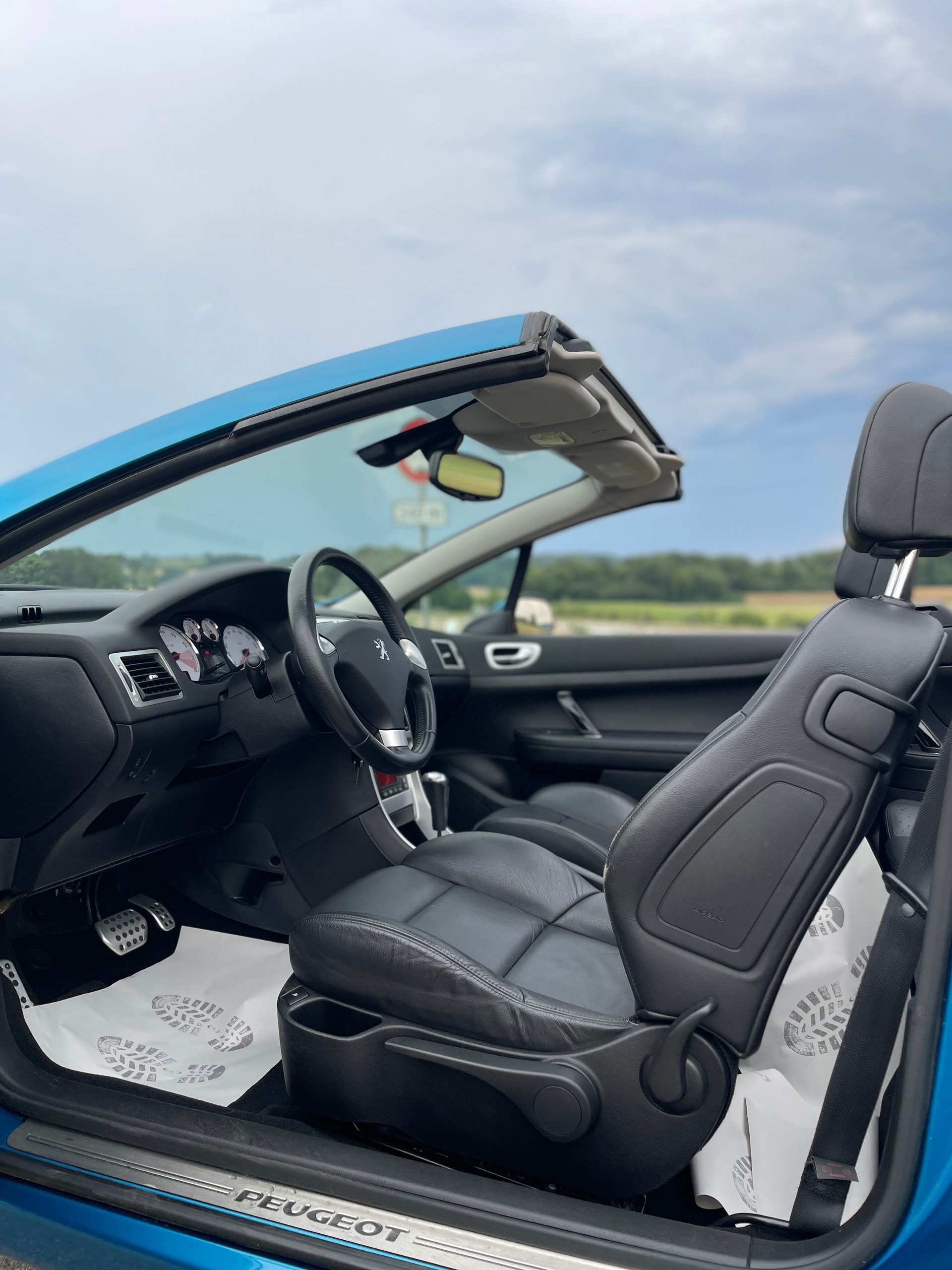 PEUGEOT 307 CC 2.0 16V Black&Silver-image-8