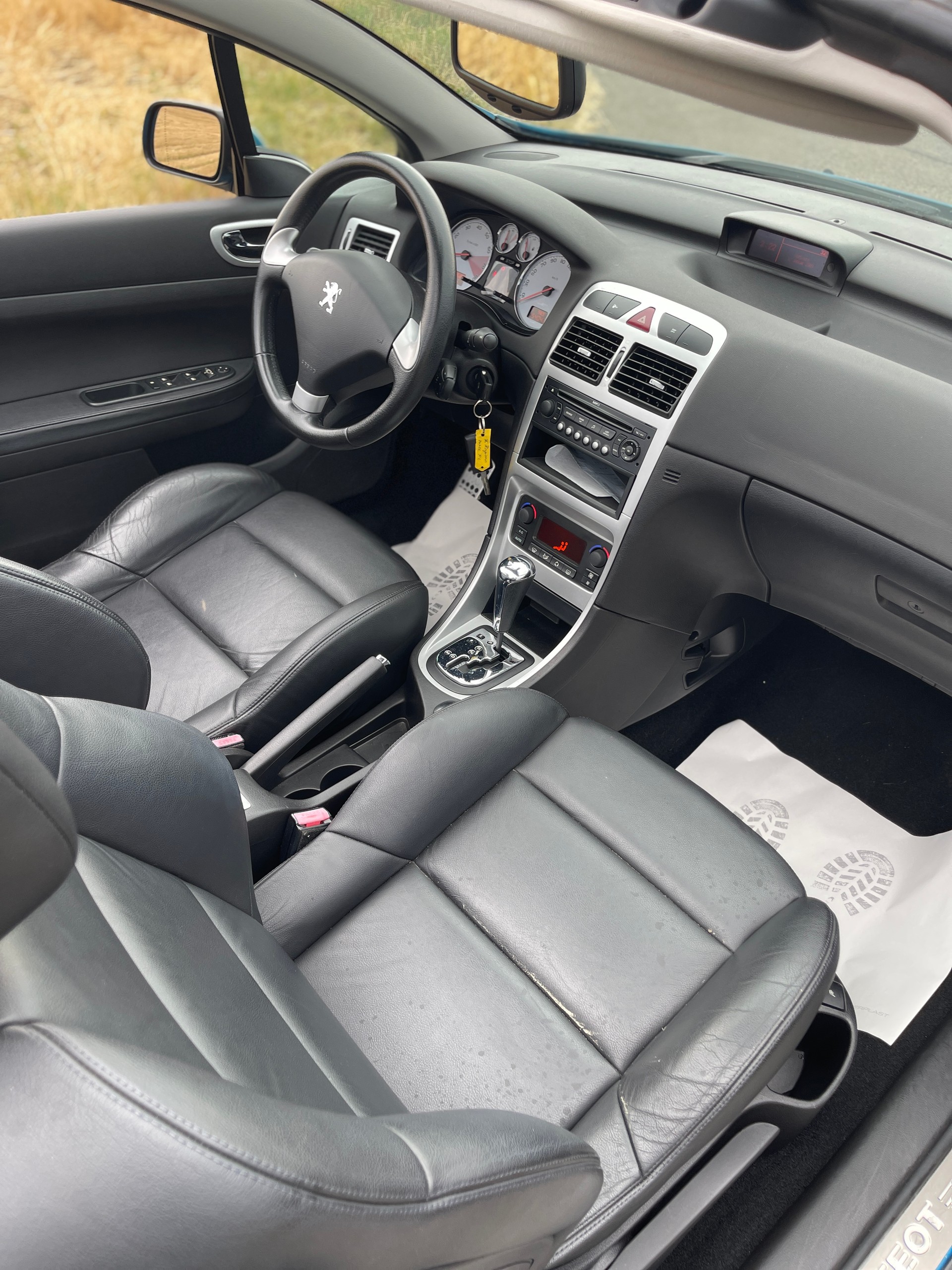 PEUGEOT 307 CC 2.0 16V Black&Silver-image-13