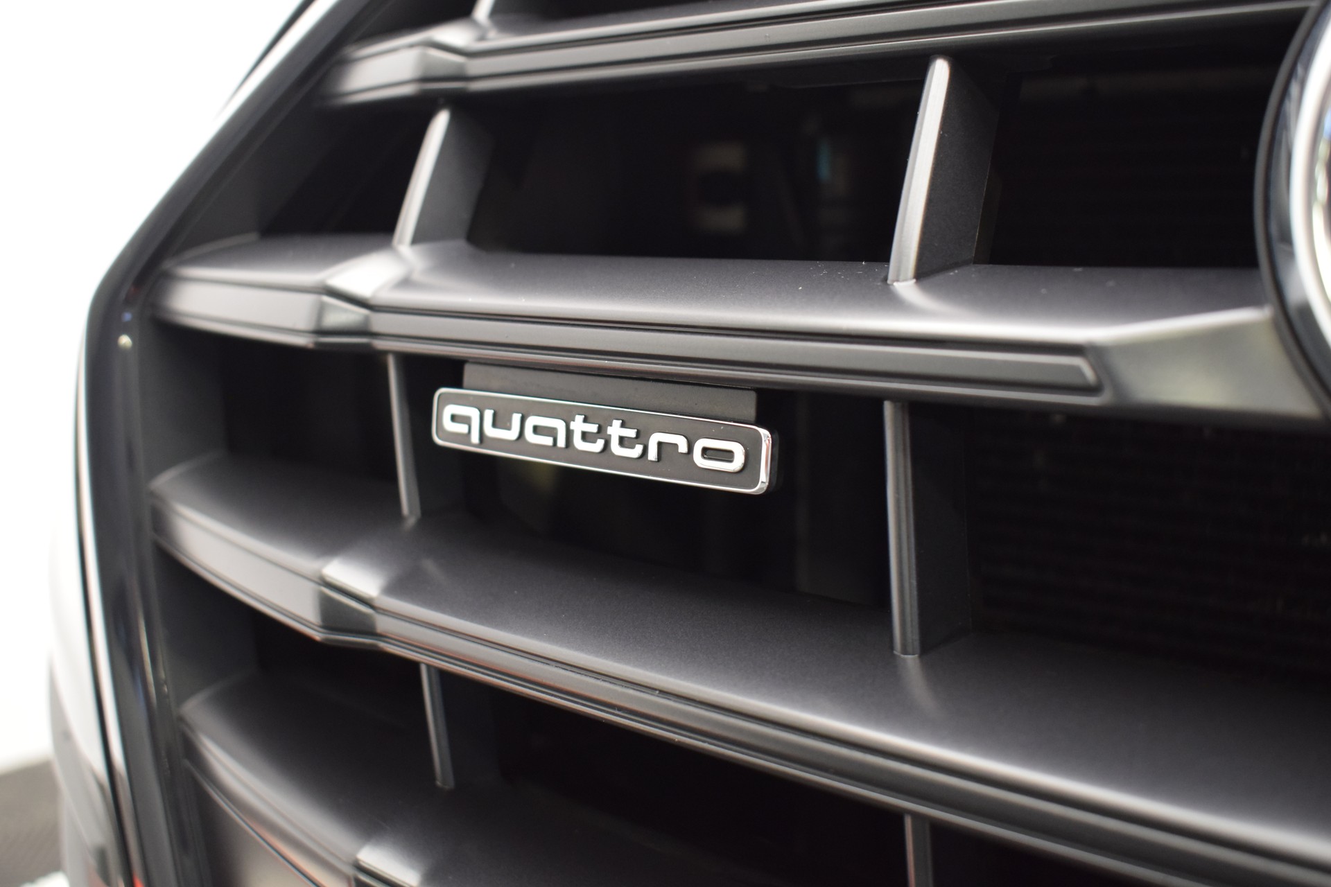 AUDI Q5 50 TDI quattro tiptronic-image-4