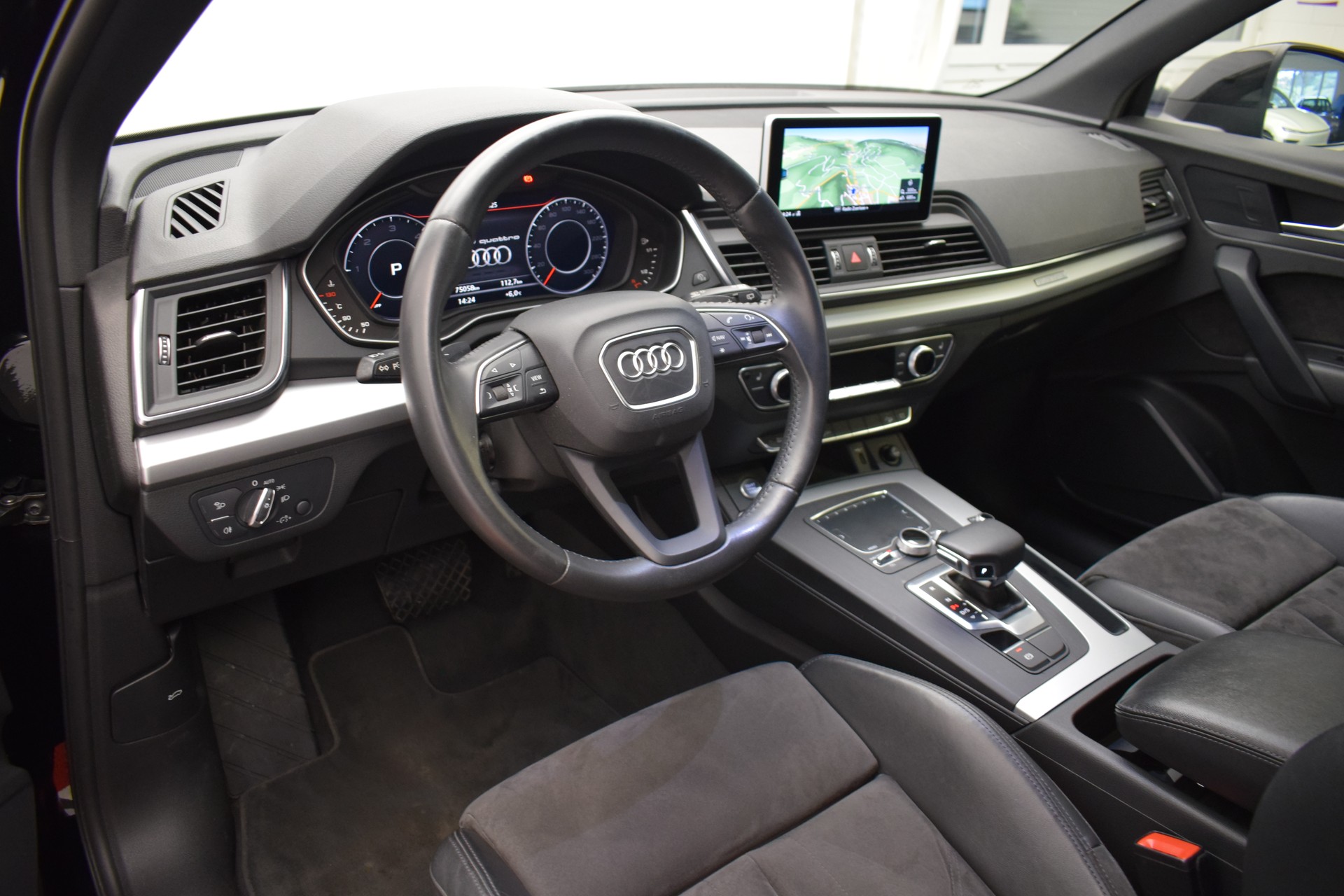 AUDI Q5 50 TDI quattro tiptronic-image-14