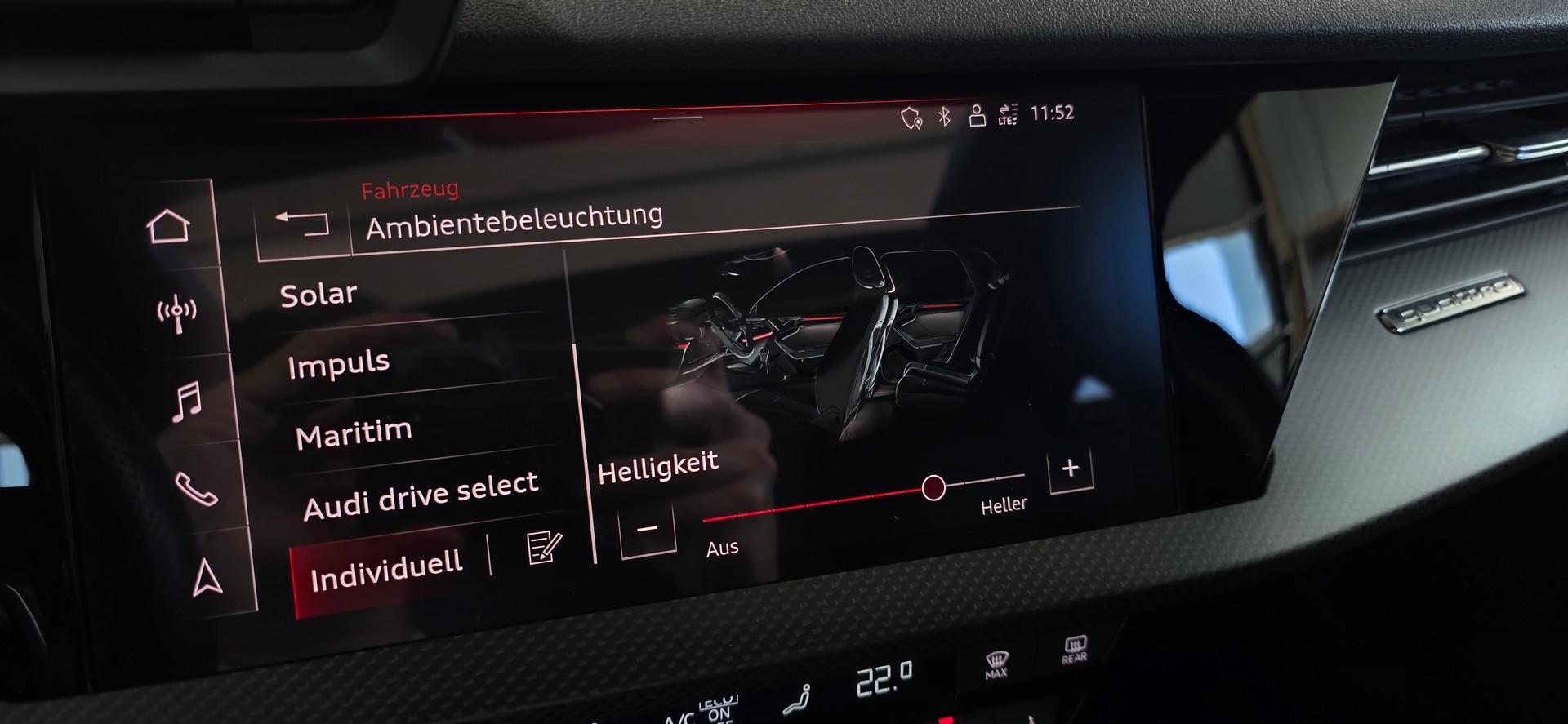 AUDI RS3 Limousine 2.5 TSI quattro S-tronic-image-19