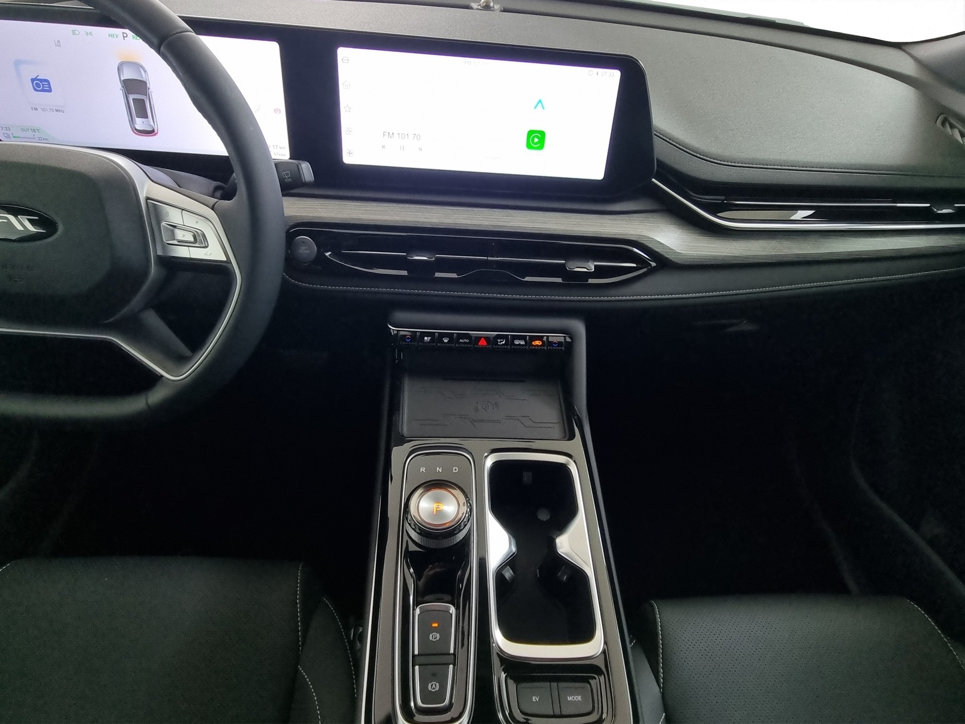 JAC JS6 PHEV-image-9