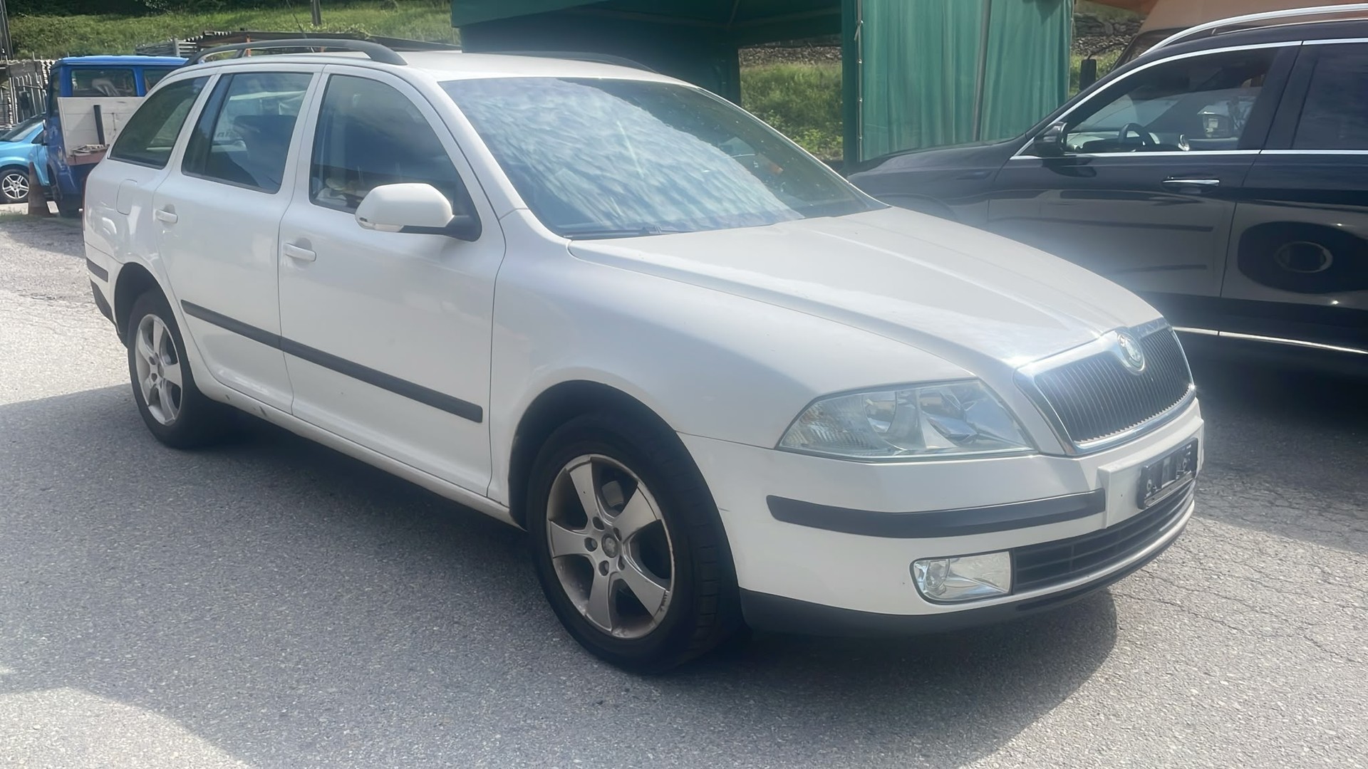 SKODA Octavia 1.9 TDI Adventure 4x4-image-2