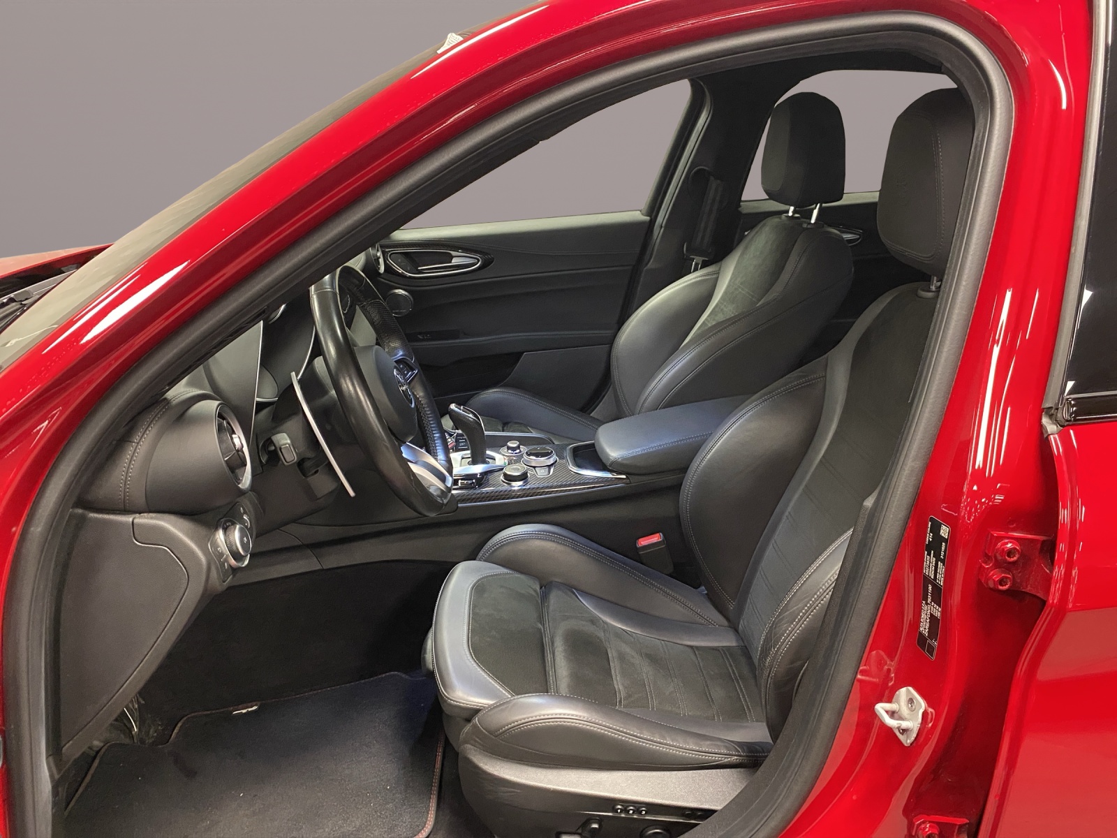 ALFA ROMEO Giulia 2.0 Q4 Veloce TI-image-10