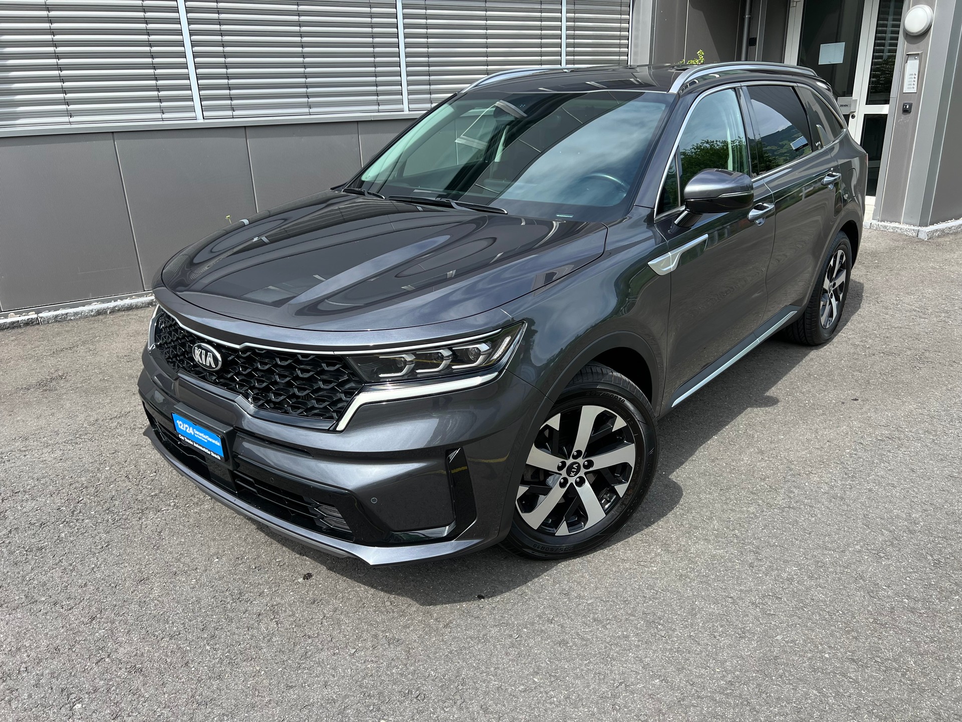 KIA Sorento 2.2 CRDI 4x4 *** 7 Sitze * Navi * Rückfahrtkamera * Assistenten * frisch ab MFK * 7 Jahre Werksgarantie ***-image-1