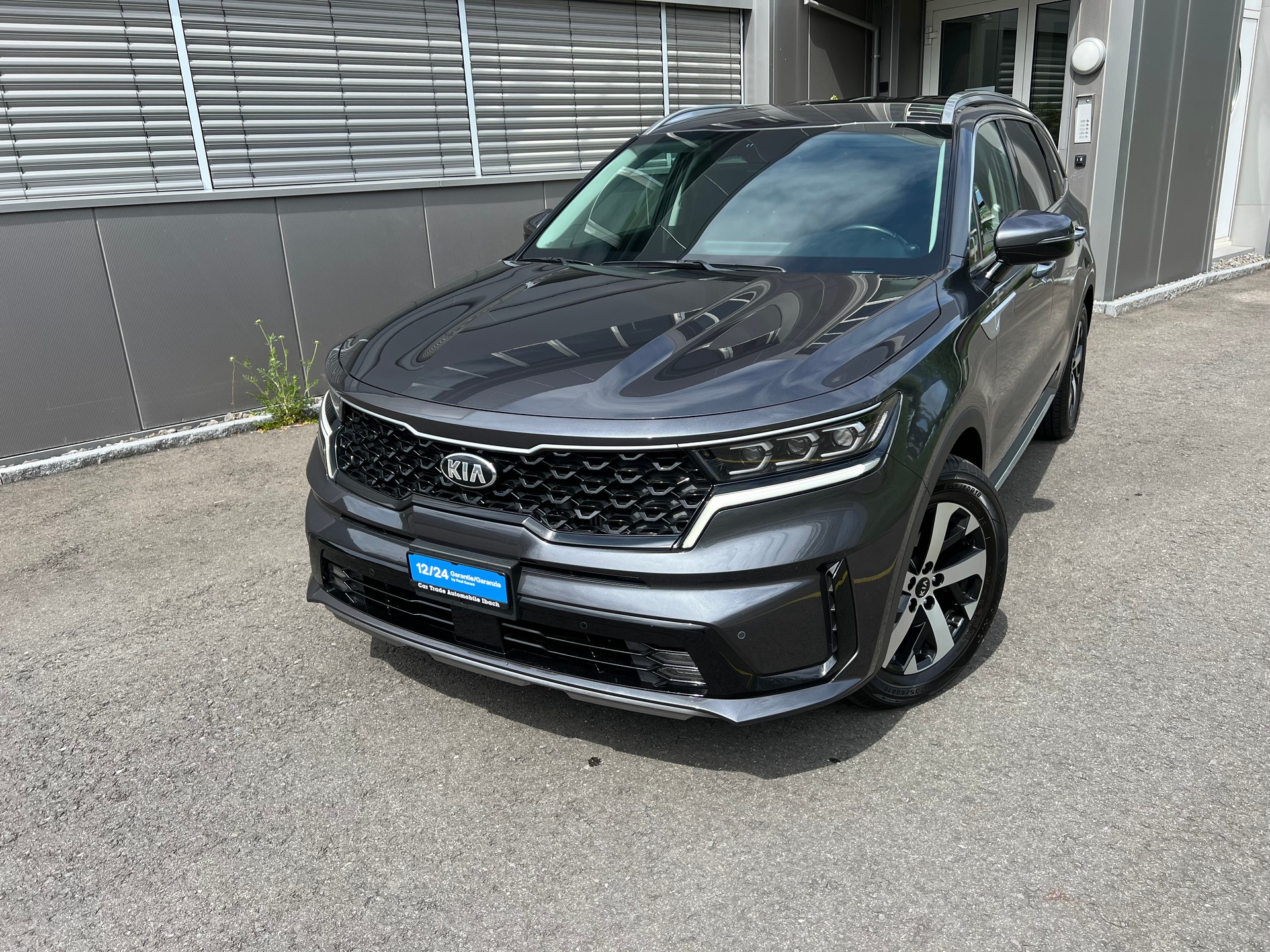 KIA Sorento 2.2 CRDI 4x4 *** 7 Sitze * Navi * Rückfahrtkamera * Assistenten * frisch ab MFK * 7 Jahre Werksgarantie ***-image-2