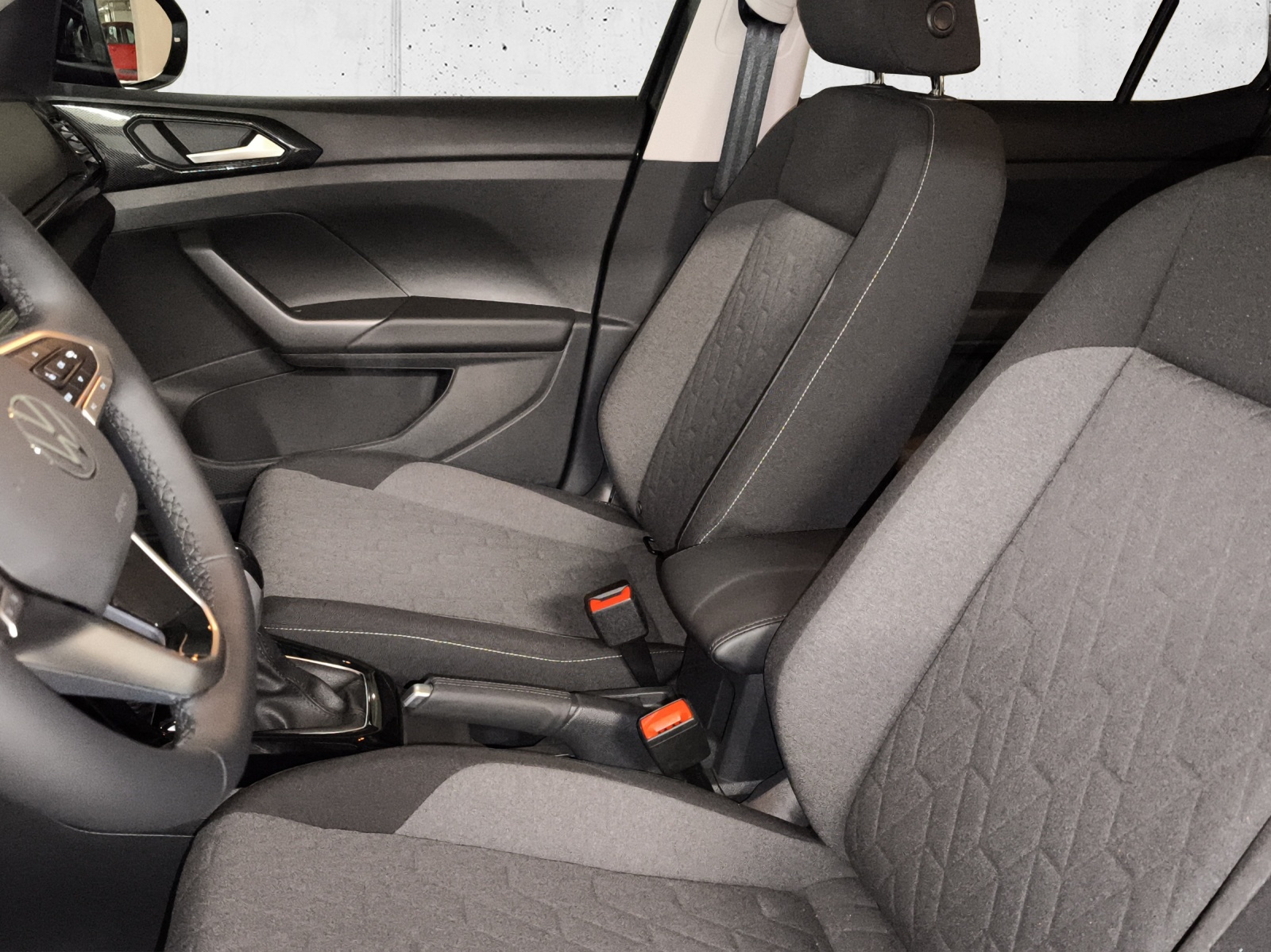 VW T-Cross 1.0 TSI EVO Life DSG-image-9