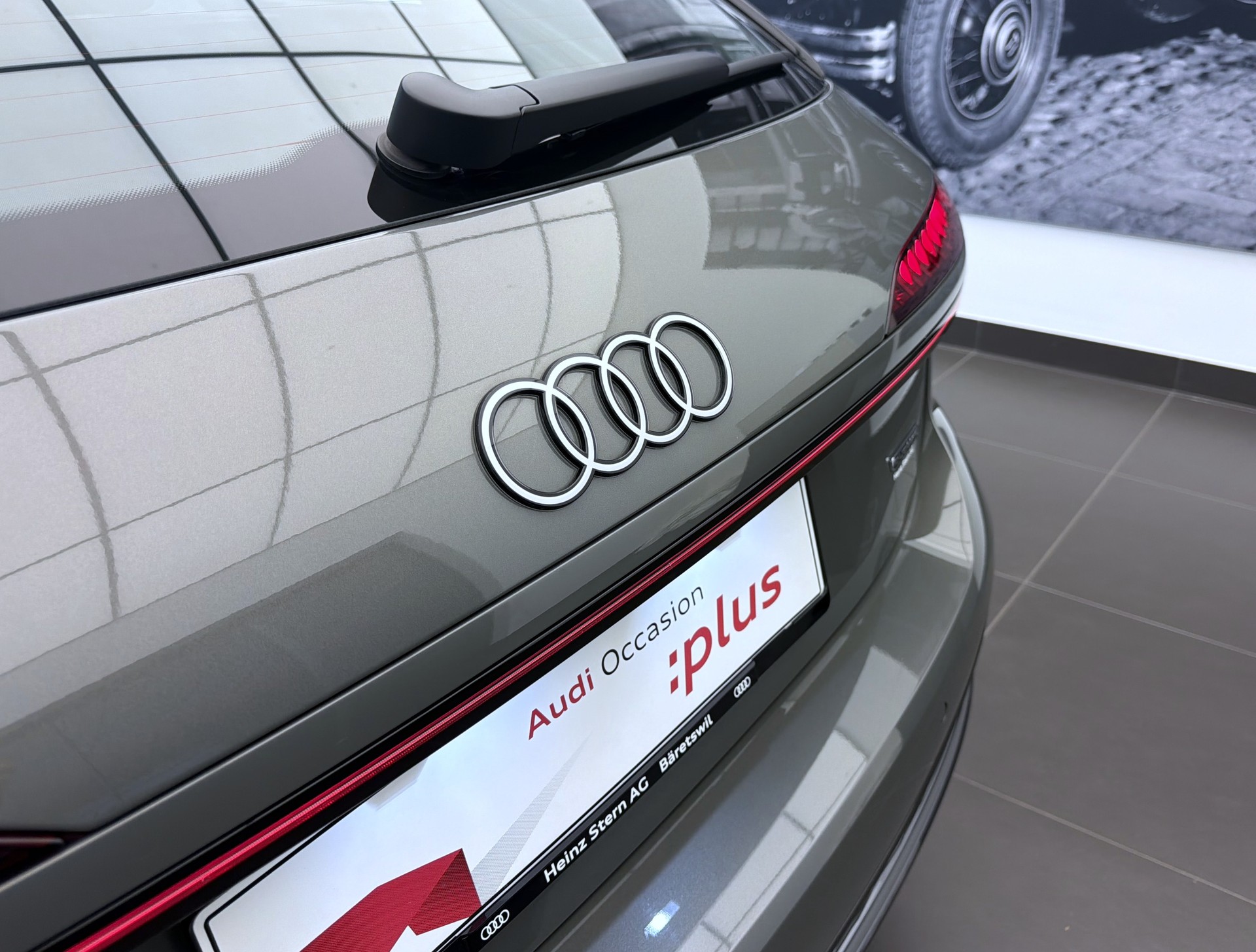 AUDI A6 Avant TDI quattro 150 kW S tronic-image-26