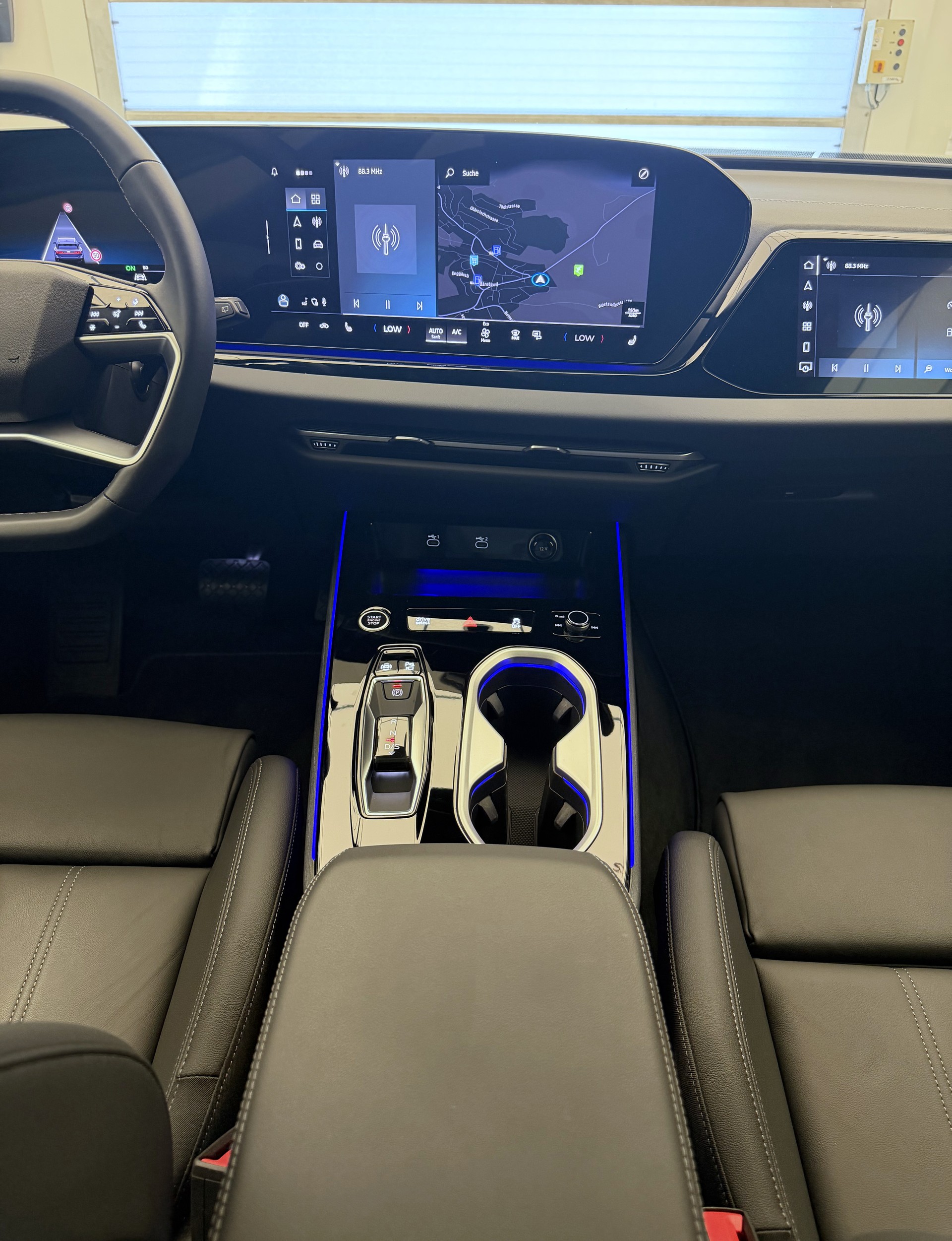 AUDI A6 Avant TDI quattro 150 kW S tronic-image-10
