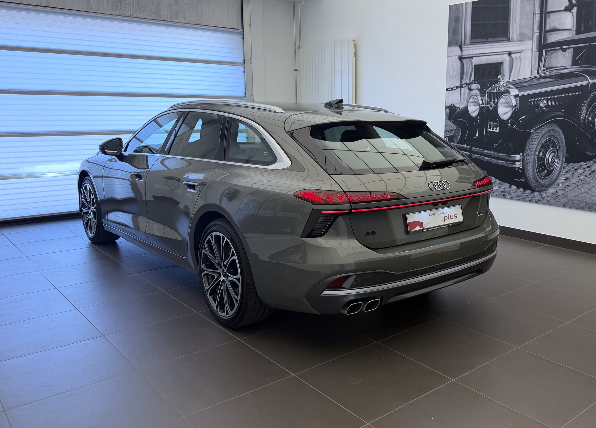 AUDI A6 Avant TDI quattro 150 kW S tronic-image-24