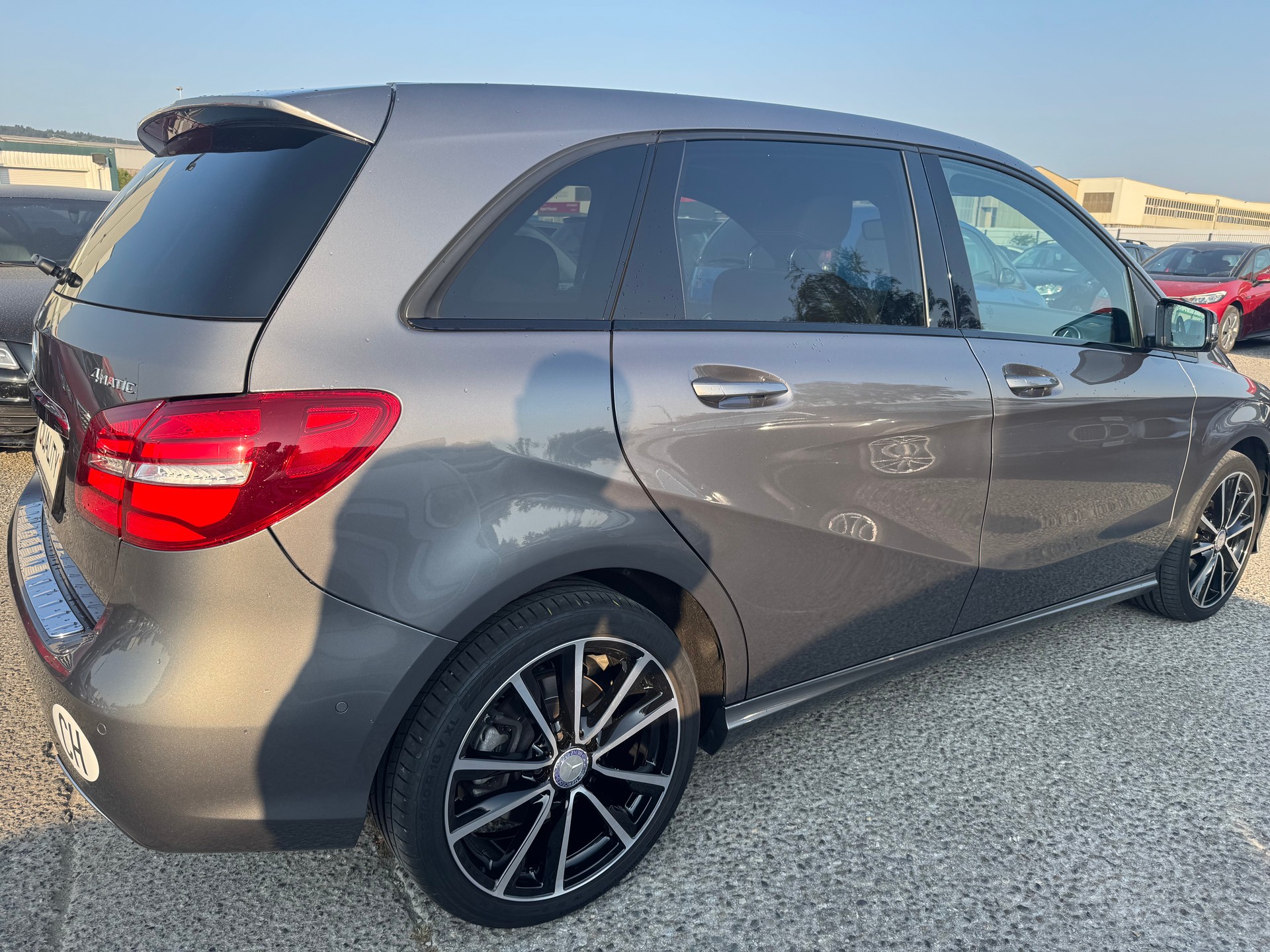 MERCEDES-BENZ B 220 CDI Urban 4Matic 7G-DCT-image-3