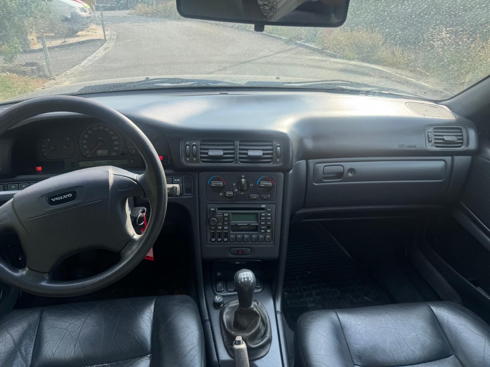 VOLVO V70 2.5 Viking-image-1