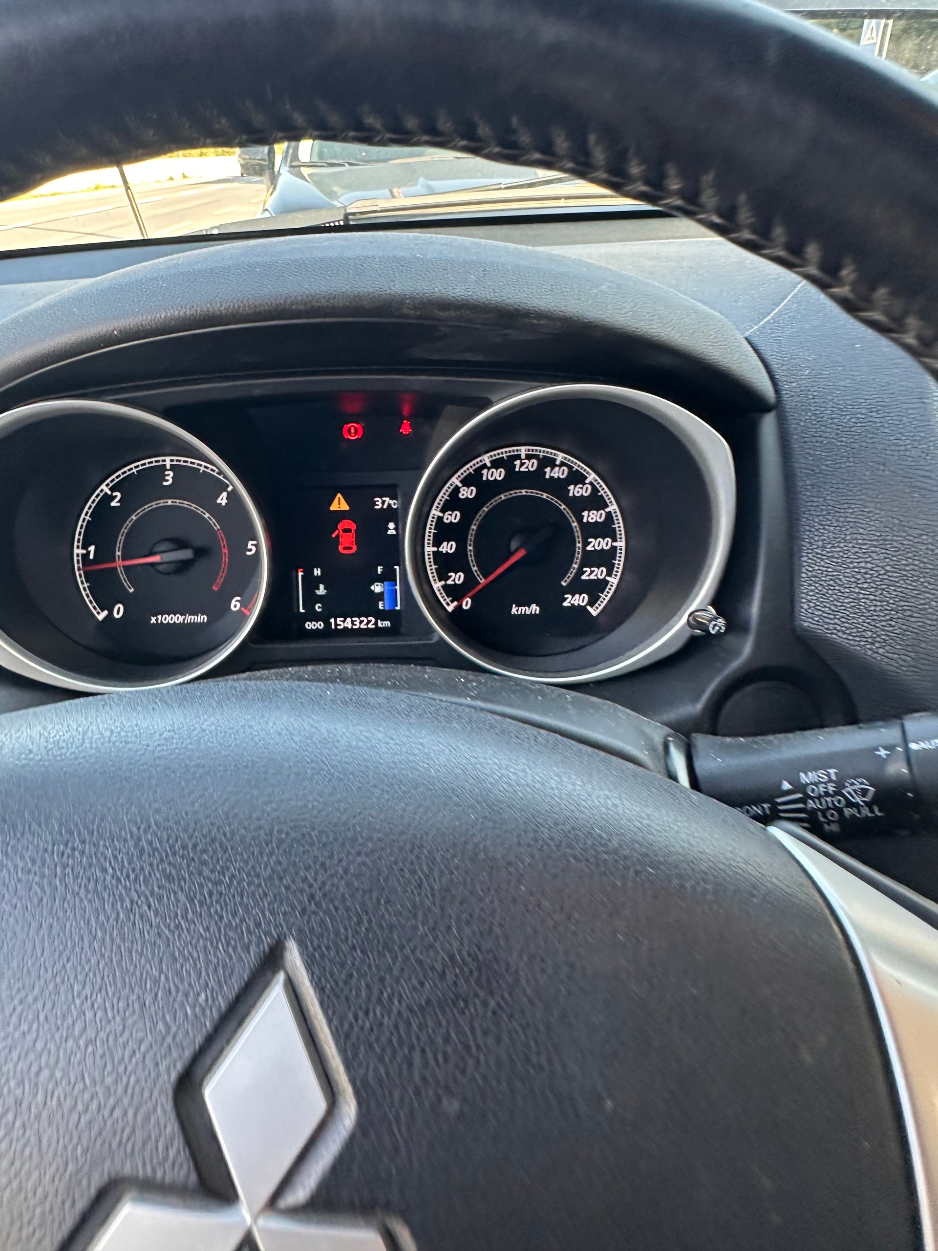 MITSUBISHI ASX 1.8 DID Intense 4WD-image-14