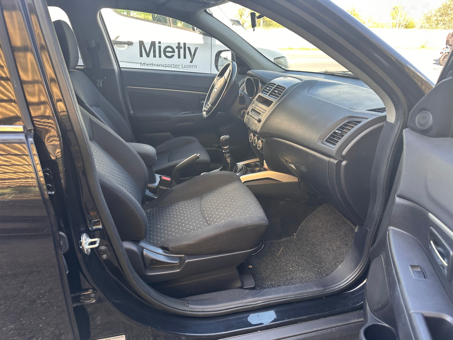 MITSUBISHI ASX 1.8 DID Intense 4WD-image-8