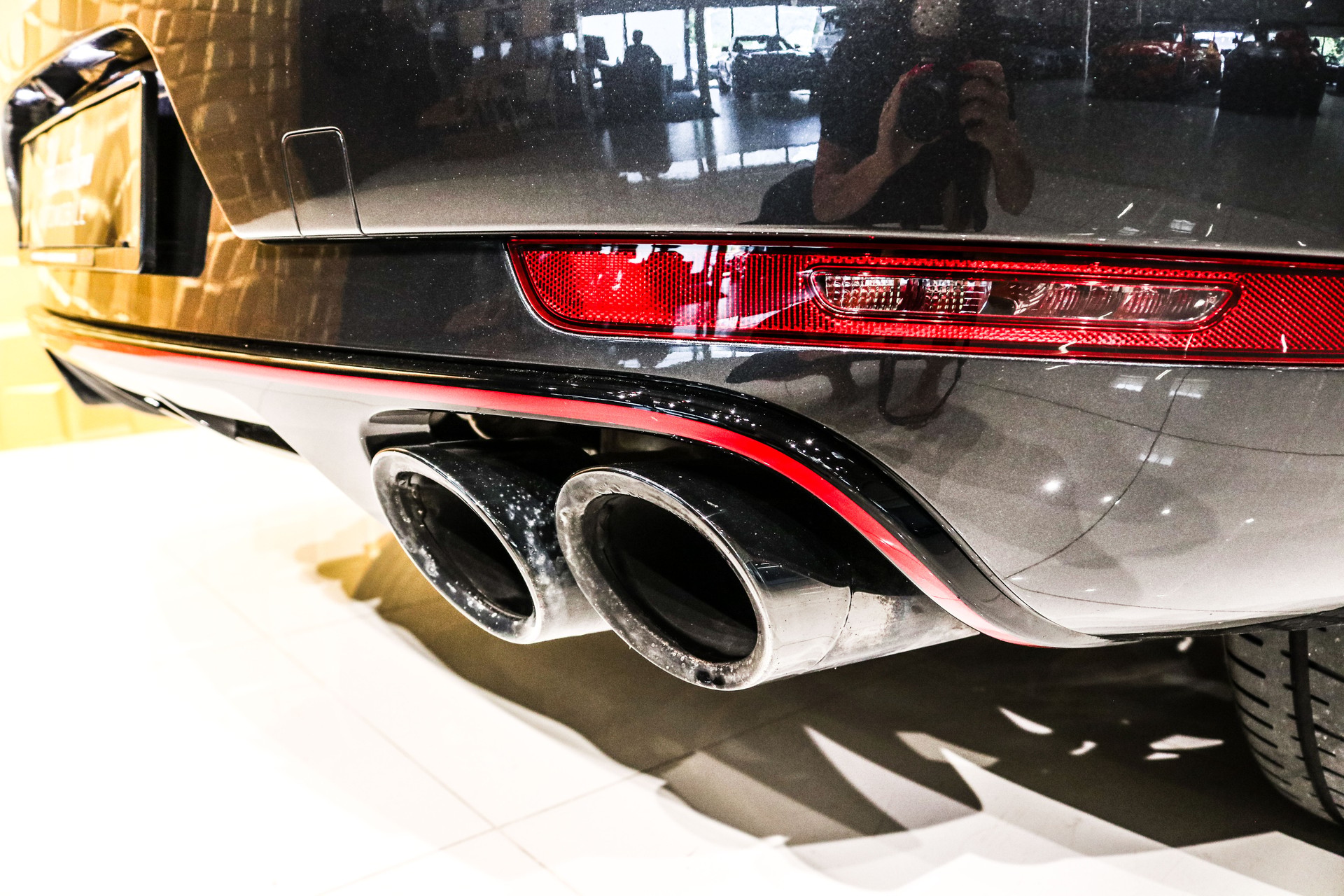 PORSCHE Macan Turbo Exclusive Performance Edition PDK-image-8