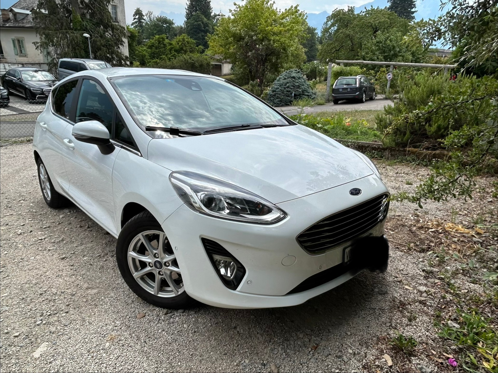 FORD 1.0 EcoB Hybrid Titanium X-image-0