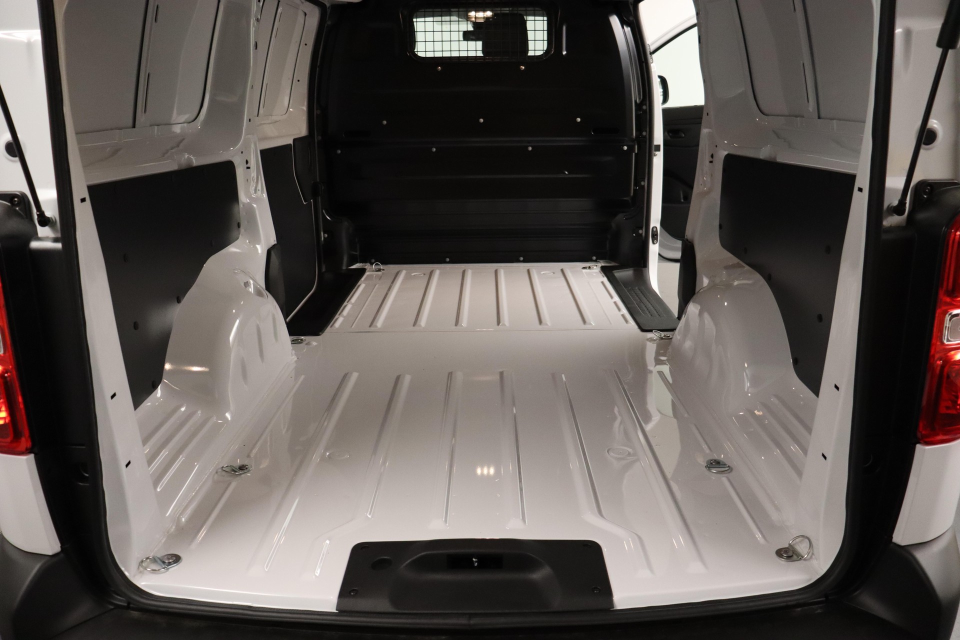 CITROEN e-Jumpy Kaw. XL 75 kWh-image-11