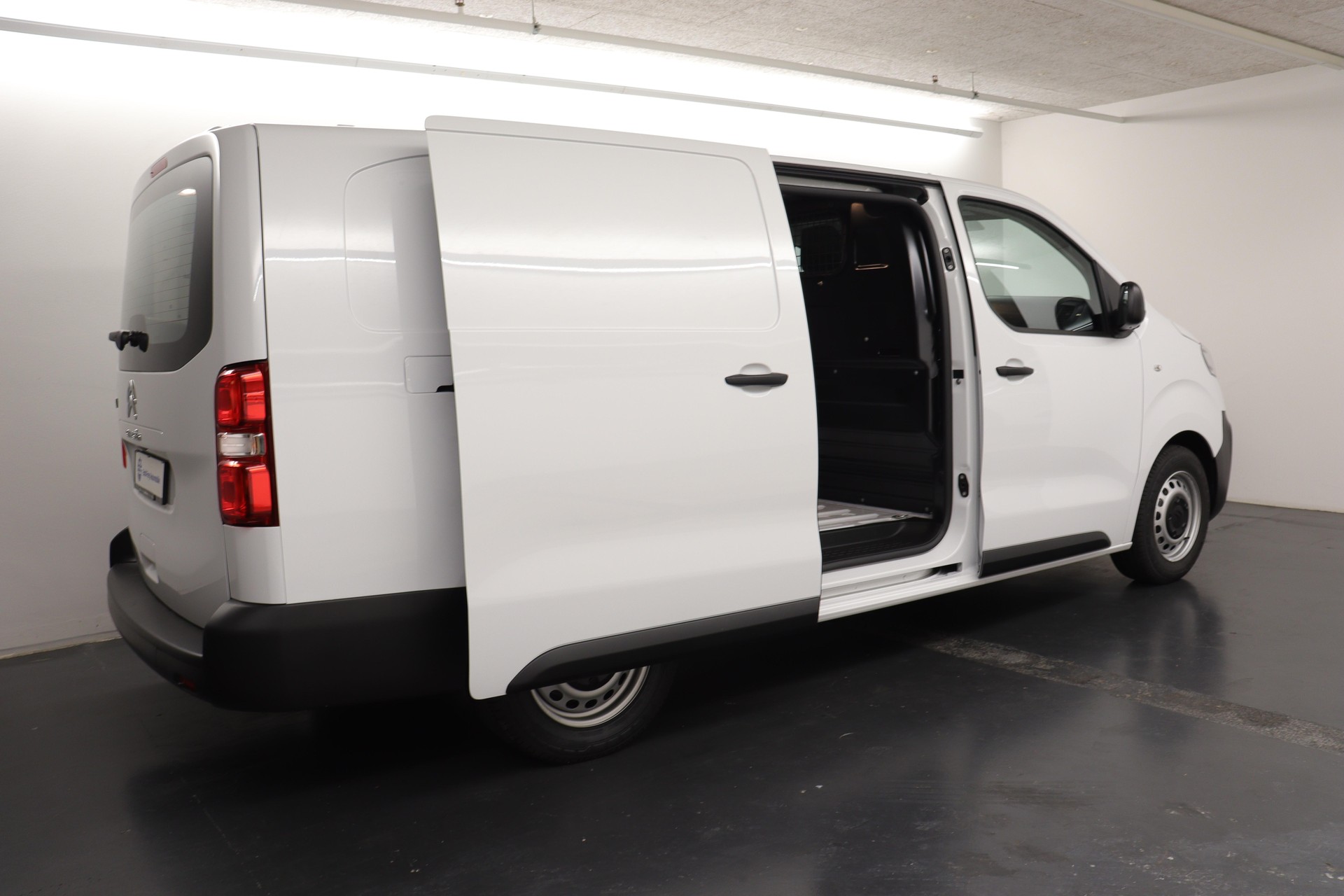CITROEN e-Jumpy Kaw. XL 75 kWh-image-13