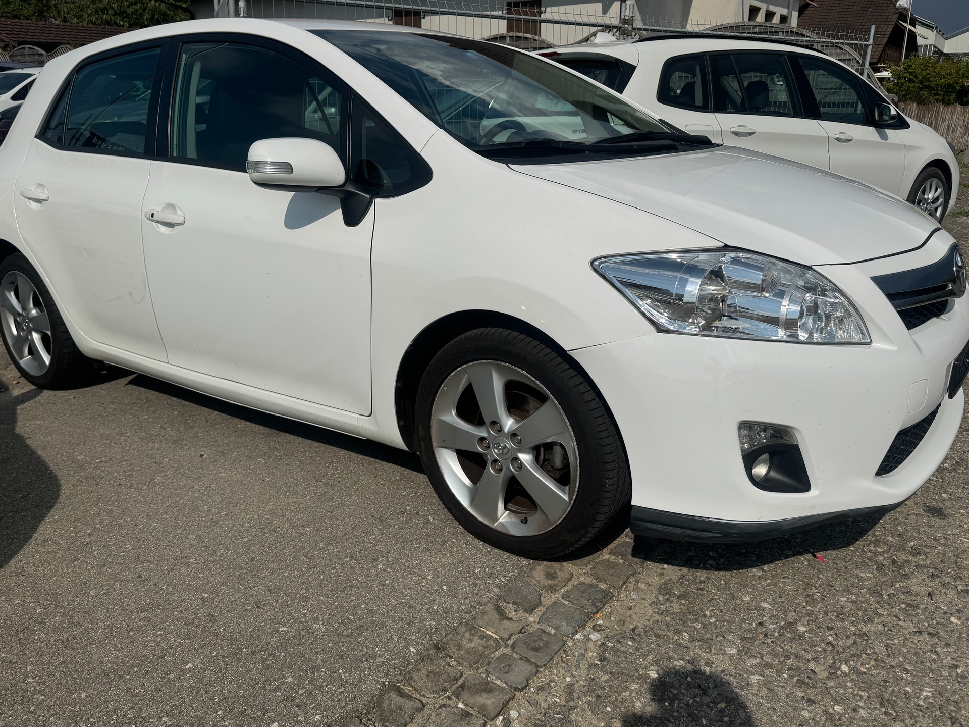 TOYOTA Auris 1.8 16V HSD Linea Sol-image-1