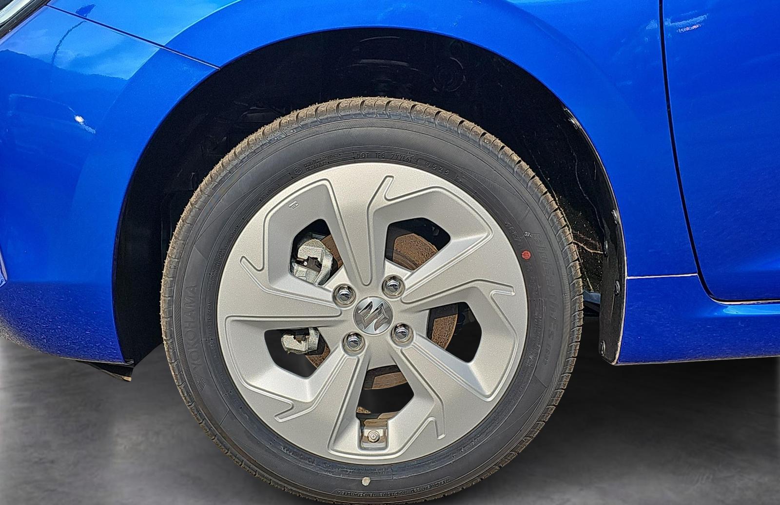 SUZUKI Swift 1.2 Tradizio Hybrid 4x4-image-12