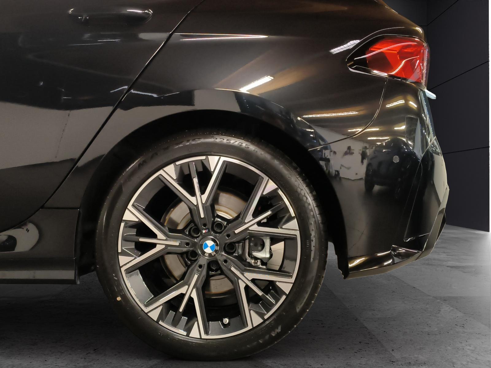 BMW 123 xDrive-image-9