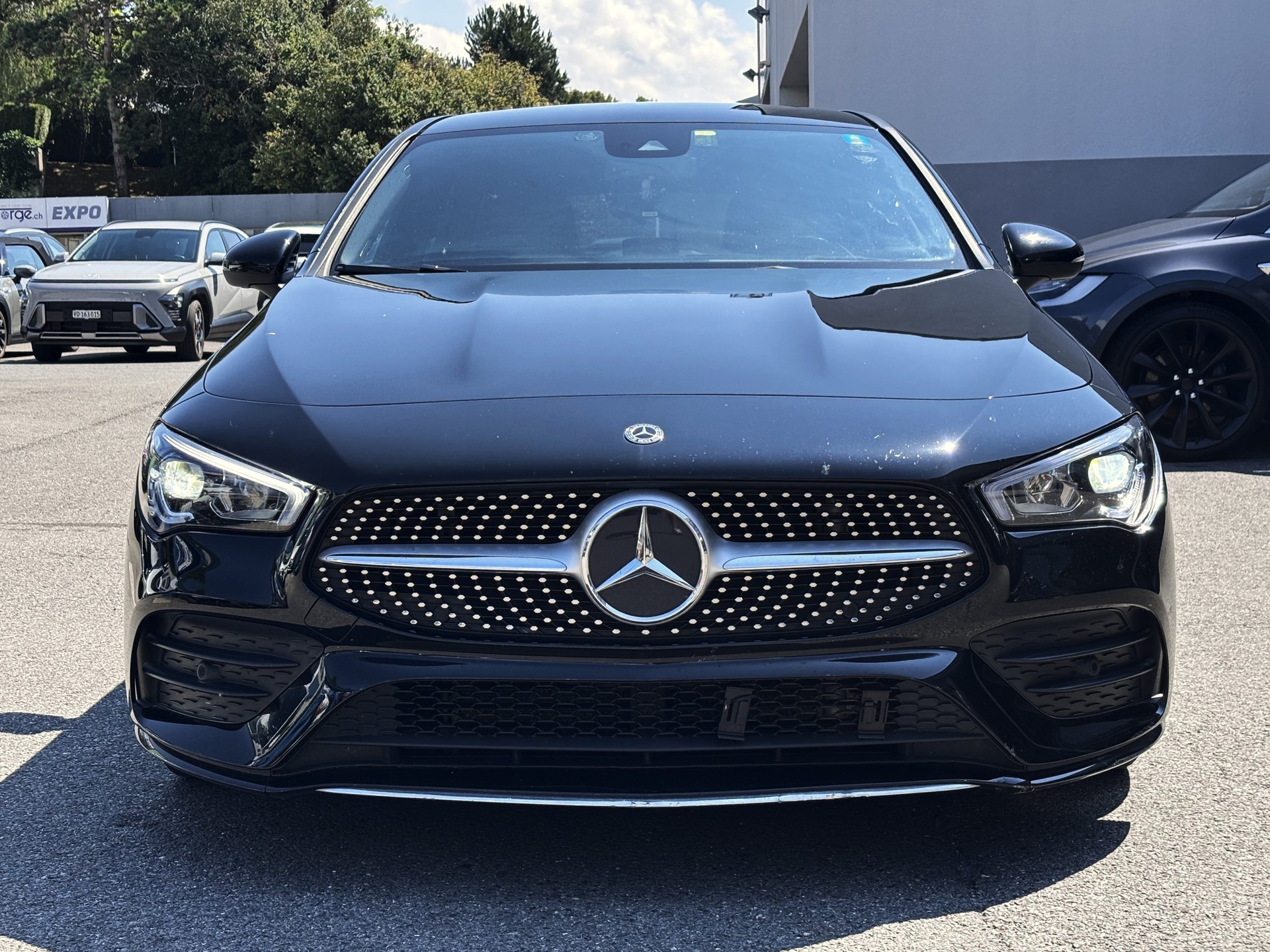 MERCEDES-BENZ CLA Shooting Brake 220 7G-DCT AMG Line-image-2