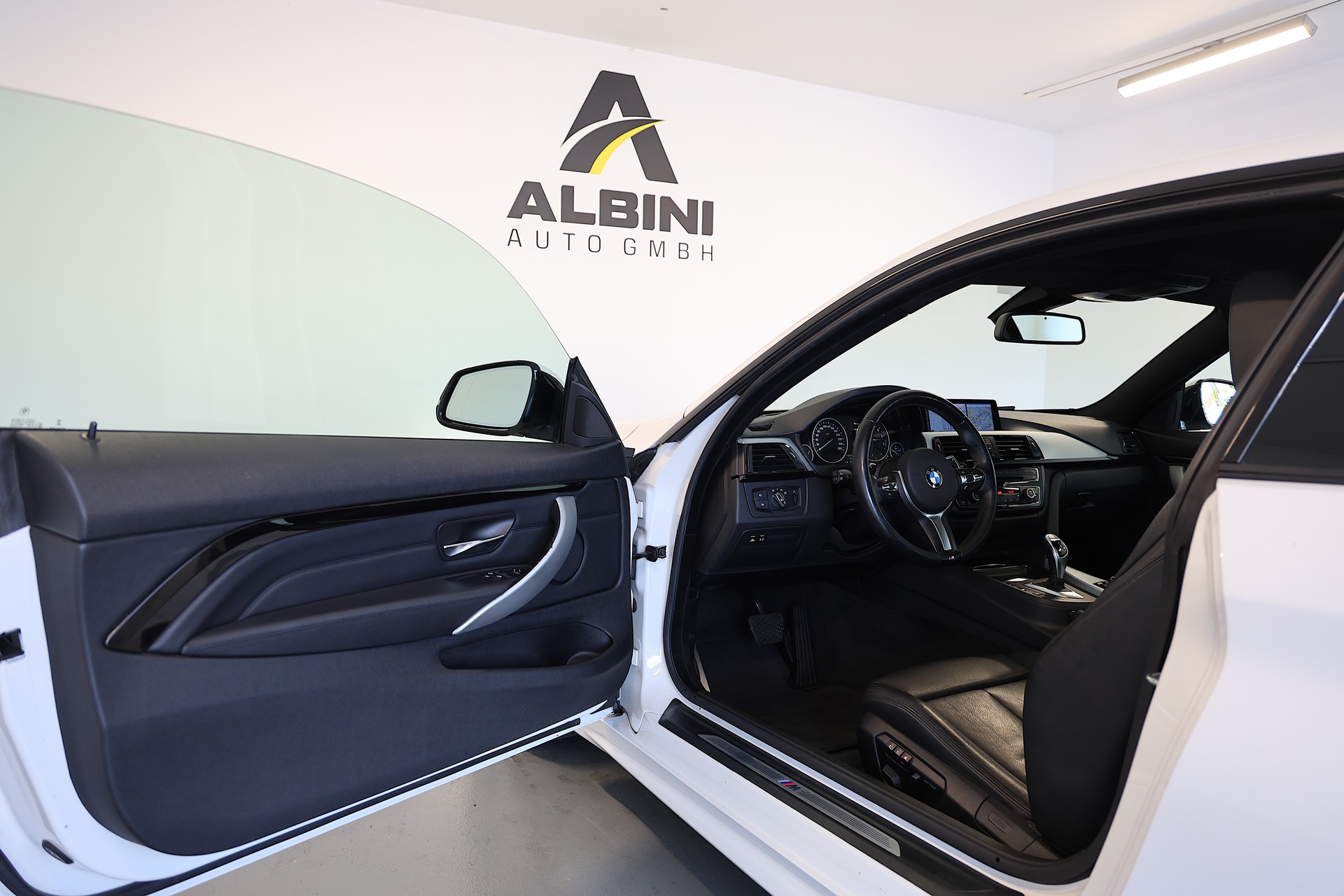 BMW 428i xDrive SAG Coupé-image-4