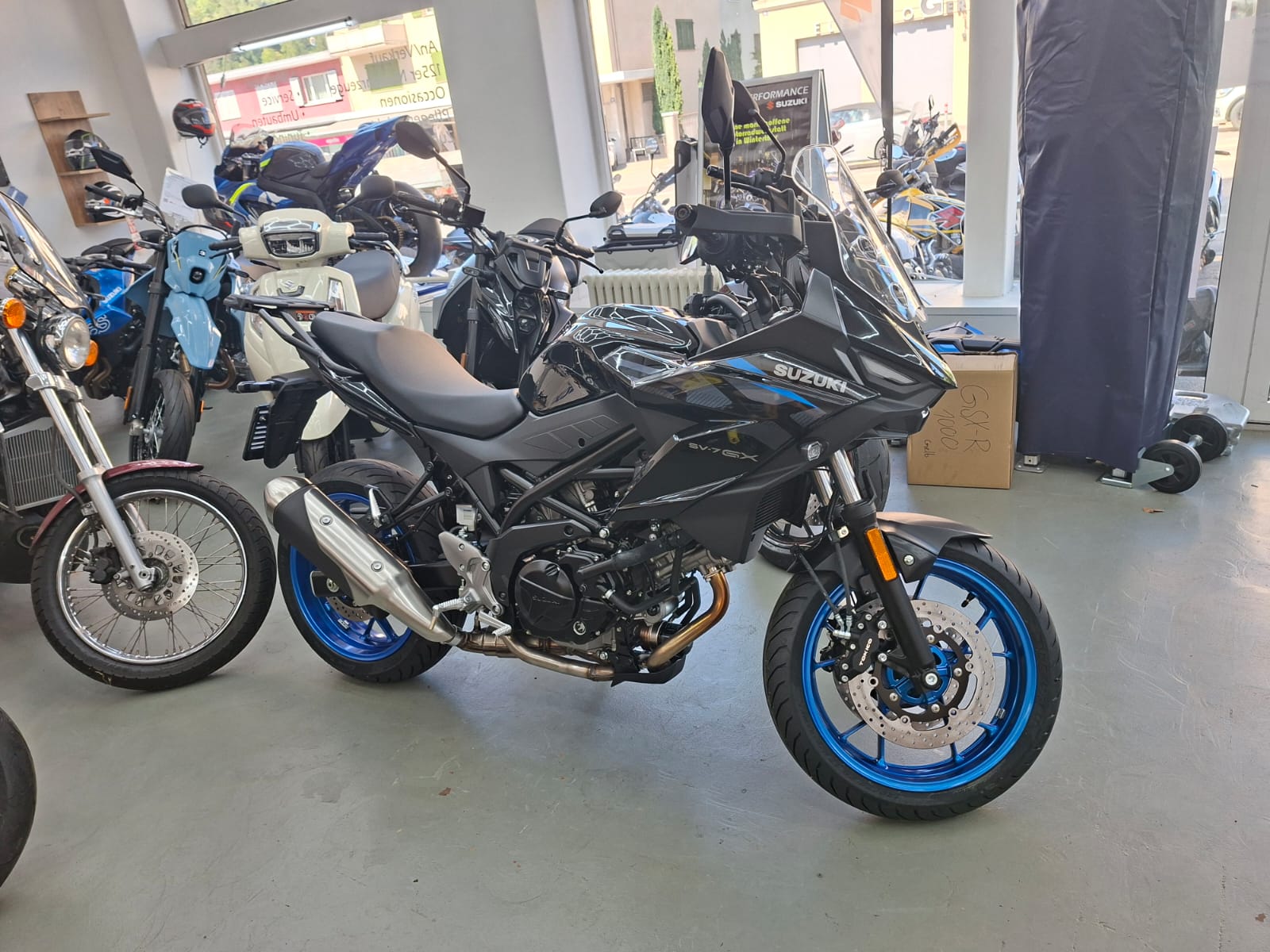 SUZUKI SV 7GX-image-6
