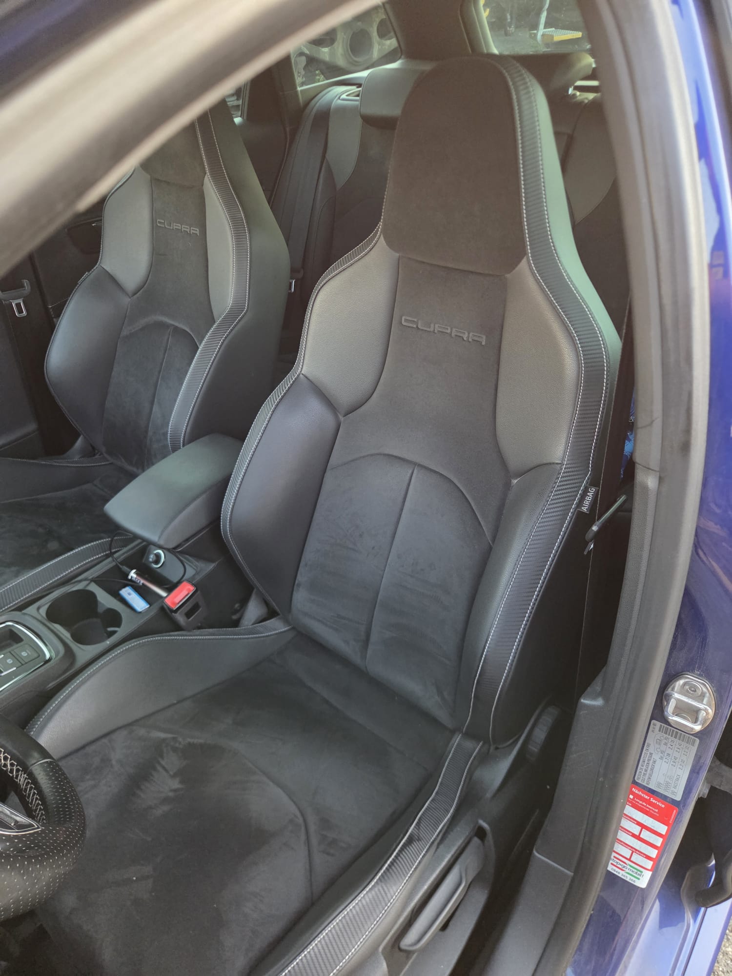 SEAT 2.0 TSI 300 Cupra 4Drive DSG-image-3